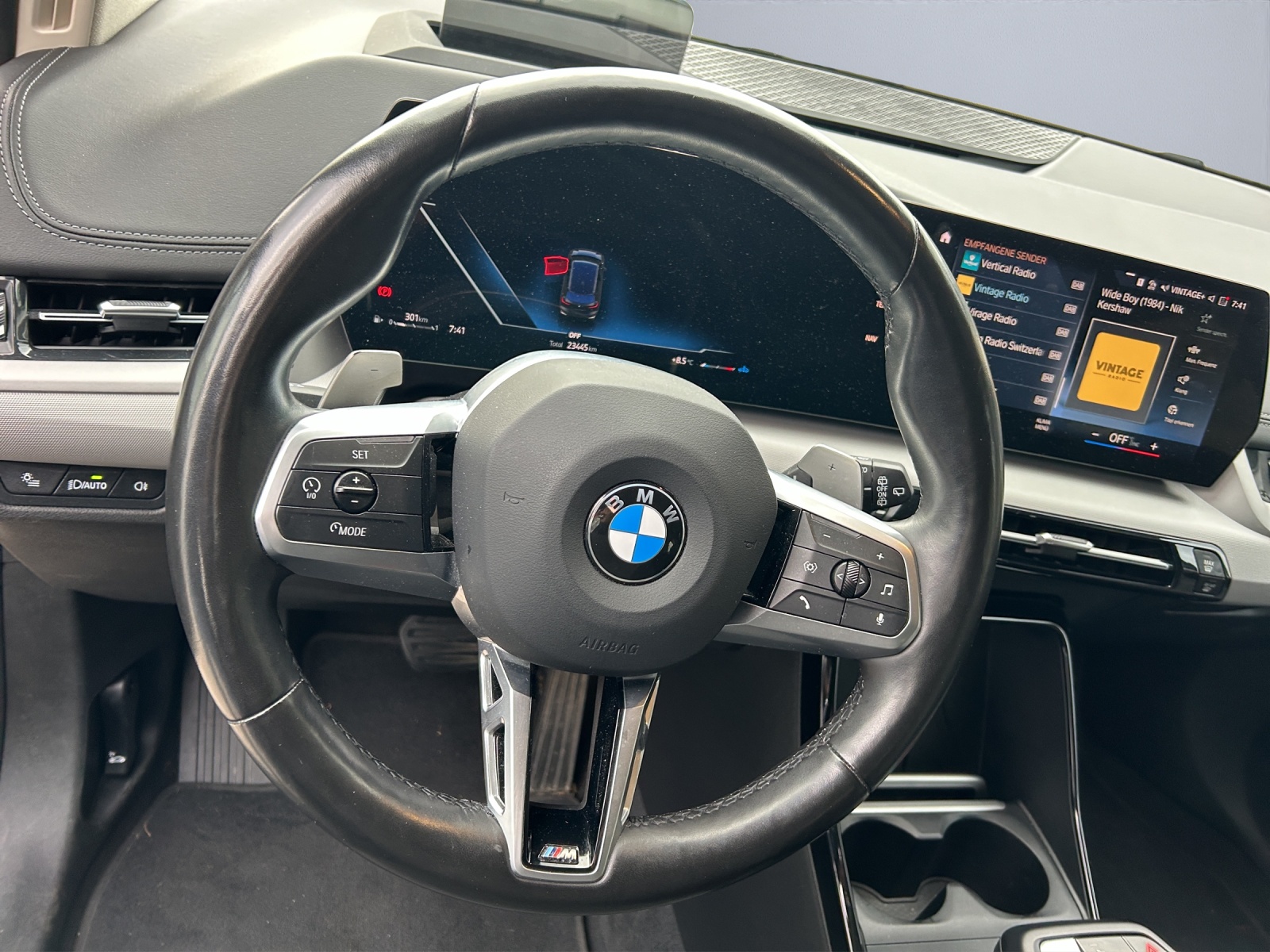 BMW 218d Active Tourer DKG-image-12