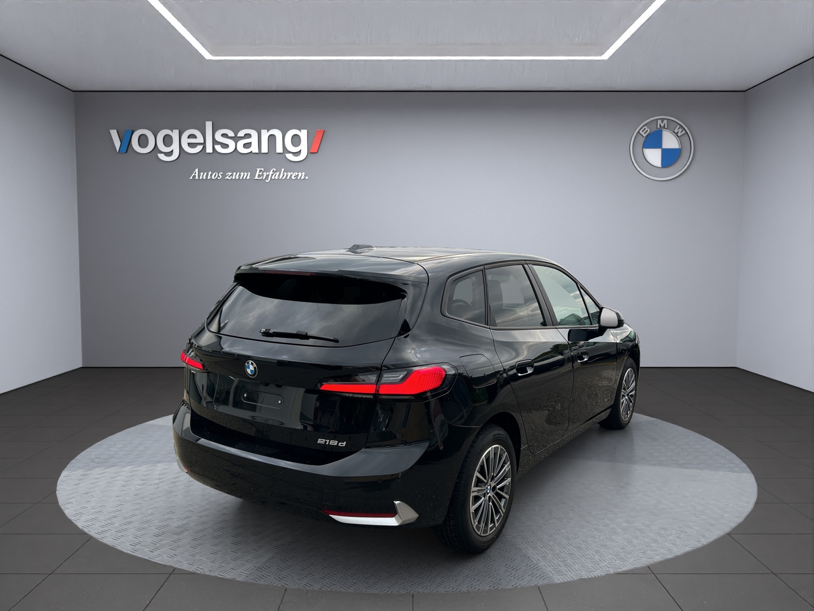 BMW 218d Active Tourer DKG-image-17