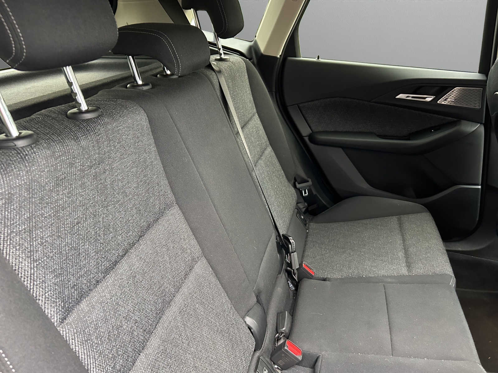 BMW 218d Active Tourer DKG-image-11