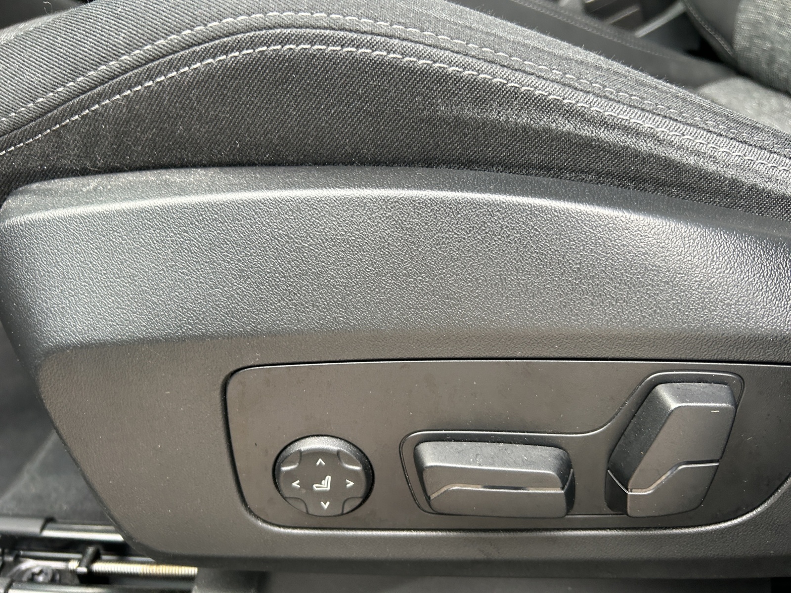 BMW 218d Active Tourer DKG-image-1