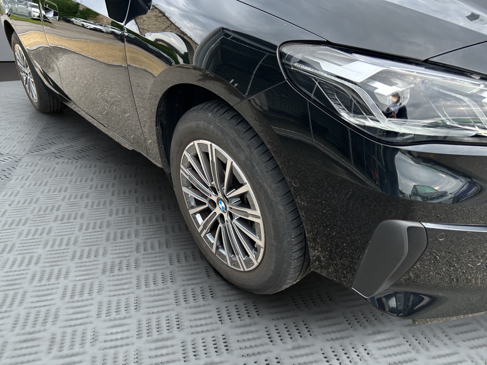 BMW 218d Active Tourer DKG-image-8