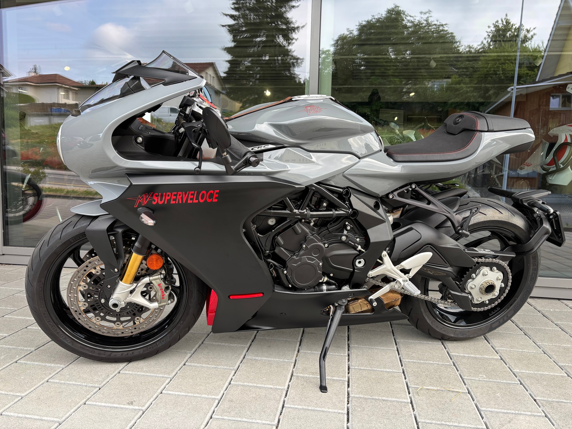 MV AGUSTA Superveloce 800-image-1