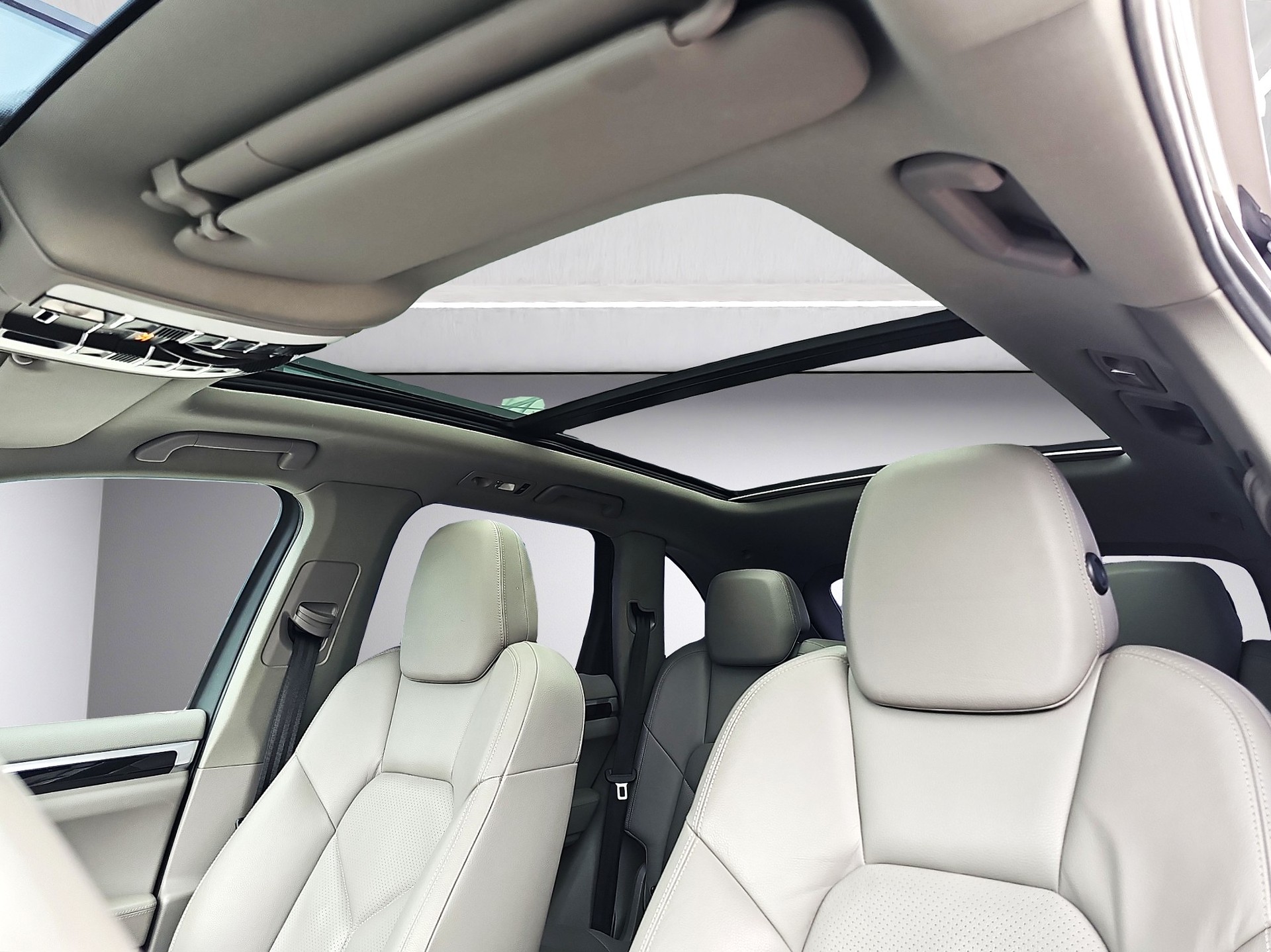 PORSCHE Cayenne Diesel-image-8