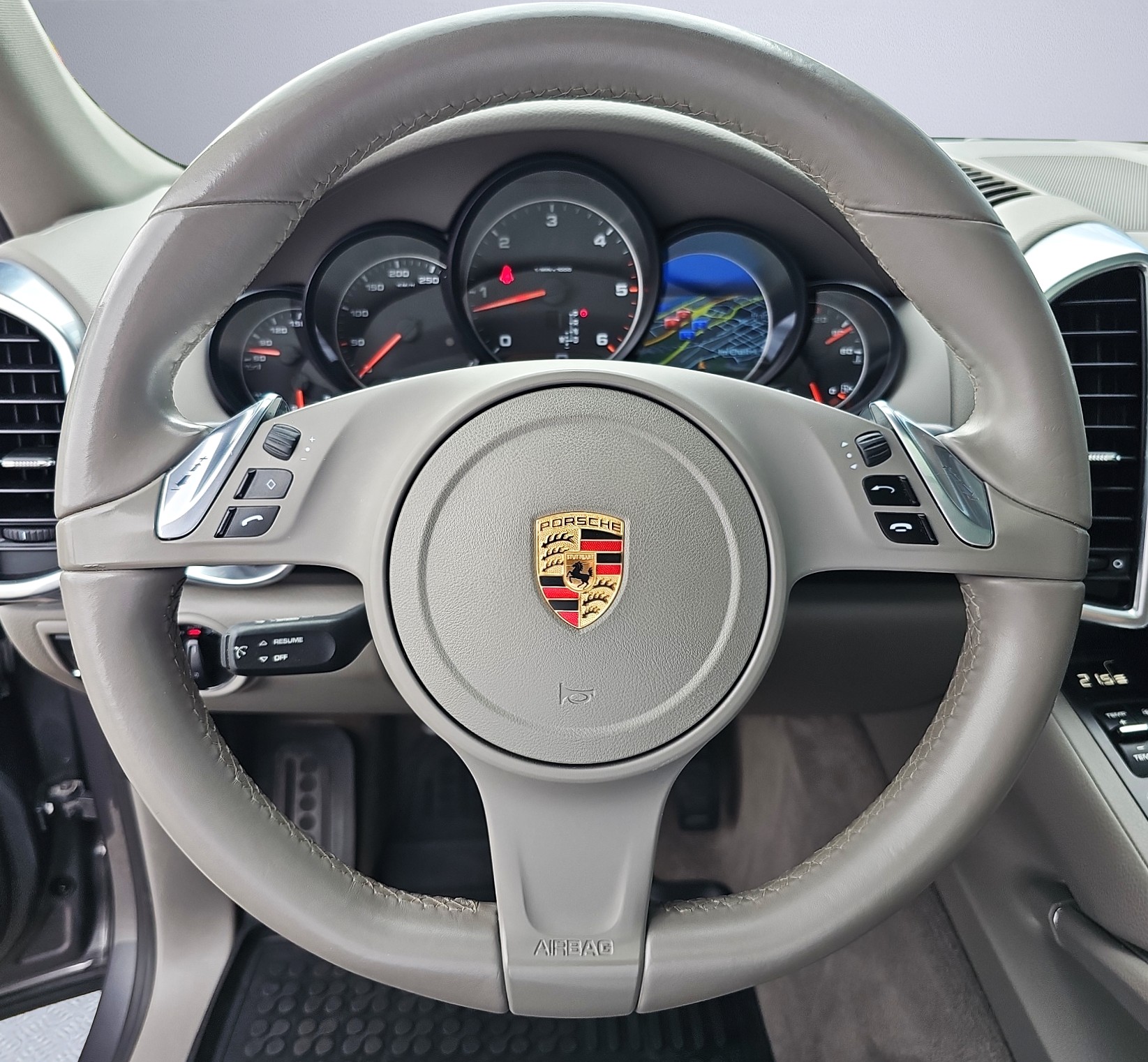 PORSCHE Cayenne Diesel-image-11
