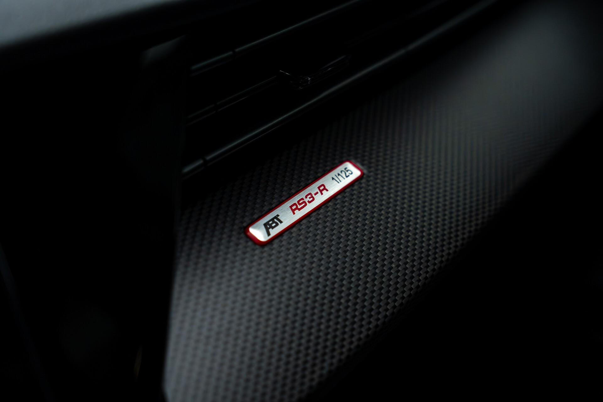 AUDI RS3-R Sportback 2.5 TSI quattro S-tronic Limited Edition 1 of 125-image-8