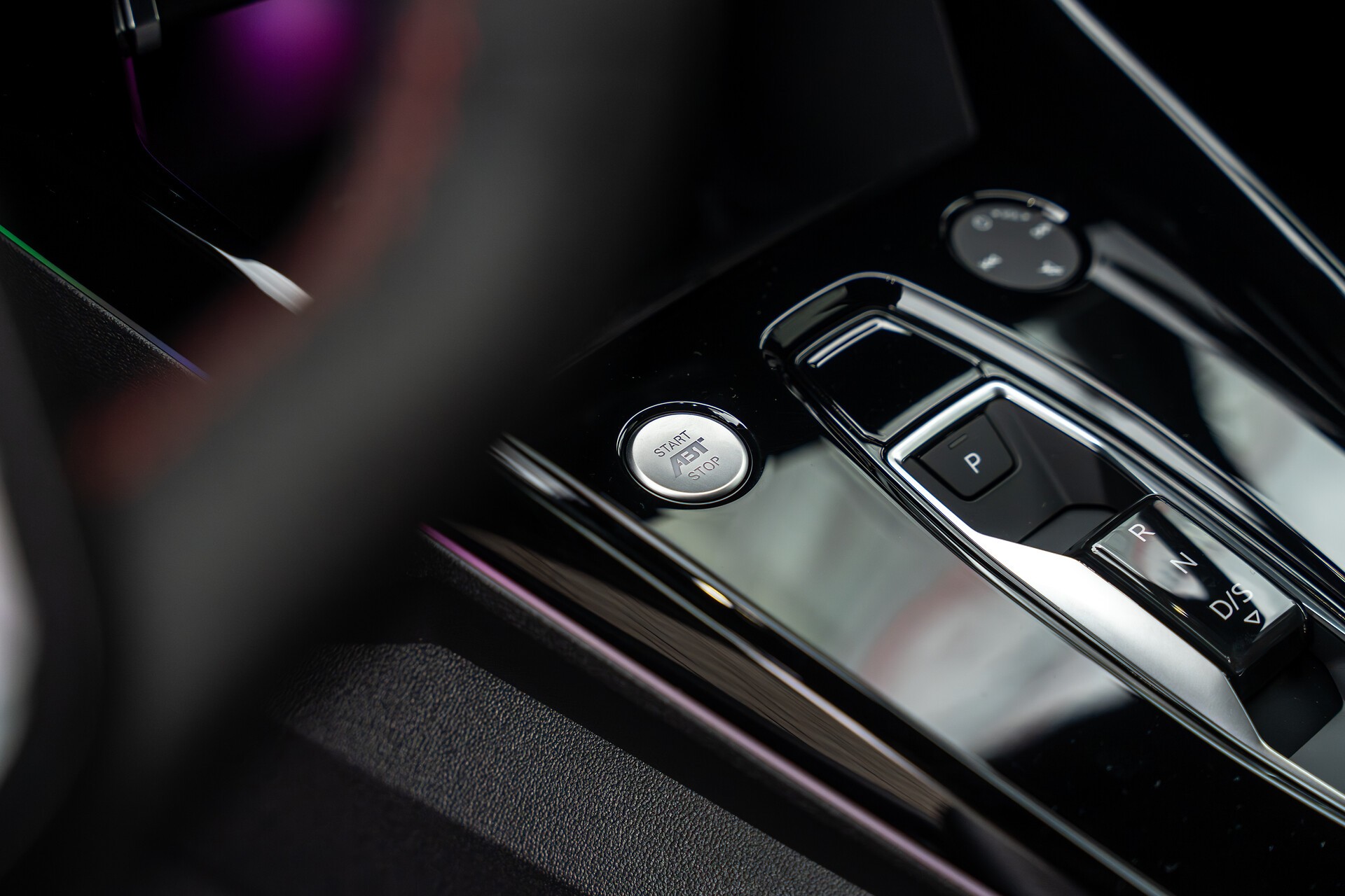 AUDI RS3-R Sportback 2.5 TSI quattro S-tronic Limited Edition 1 of 125-image-7