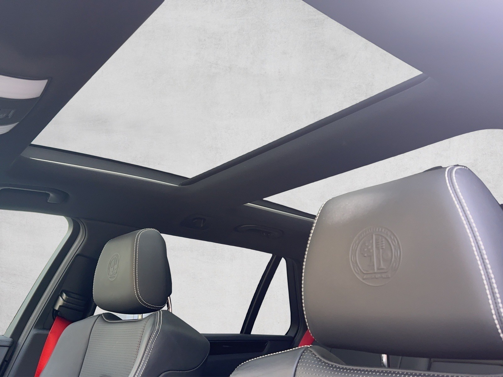 MERCEDES-BENZ E 63 AMG S 4Matic Speedshift-image-12