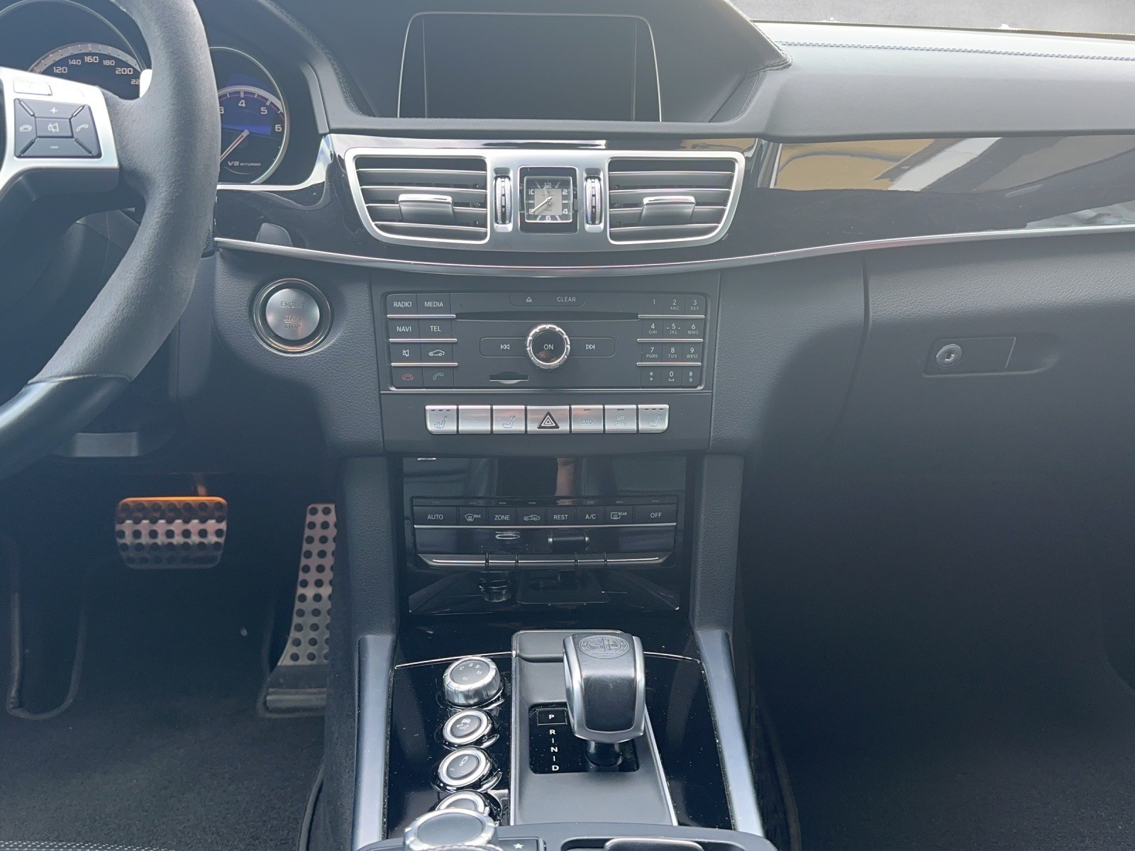 MERCEDES-BENZ E 63 AMG S 4Matic Speedshift-image-8