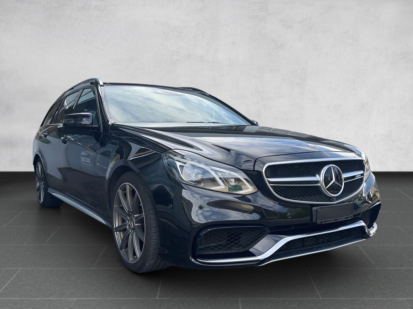MERCEDES-BENZ E 63 AMG S 4Matic Speedshift-image-2