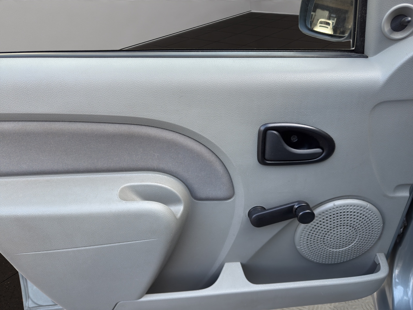 DACIA Logan 1.6 Ambiance-image-11
