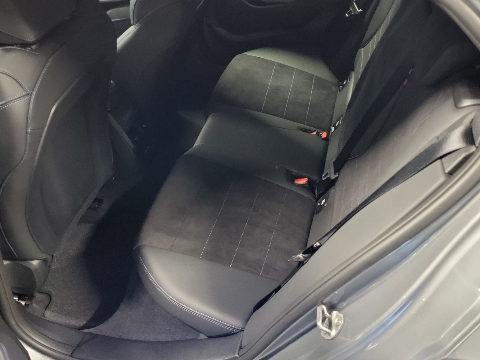 BMW 120d M Sport Steptronic-image-16