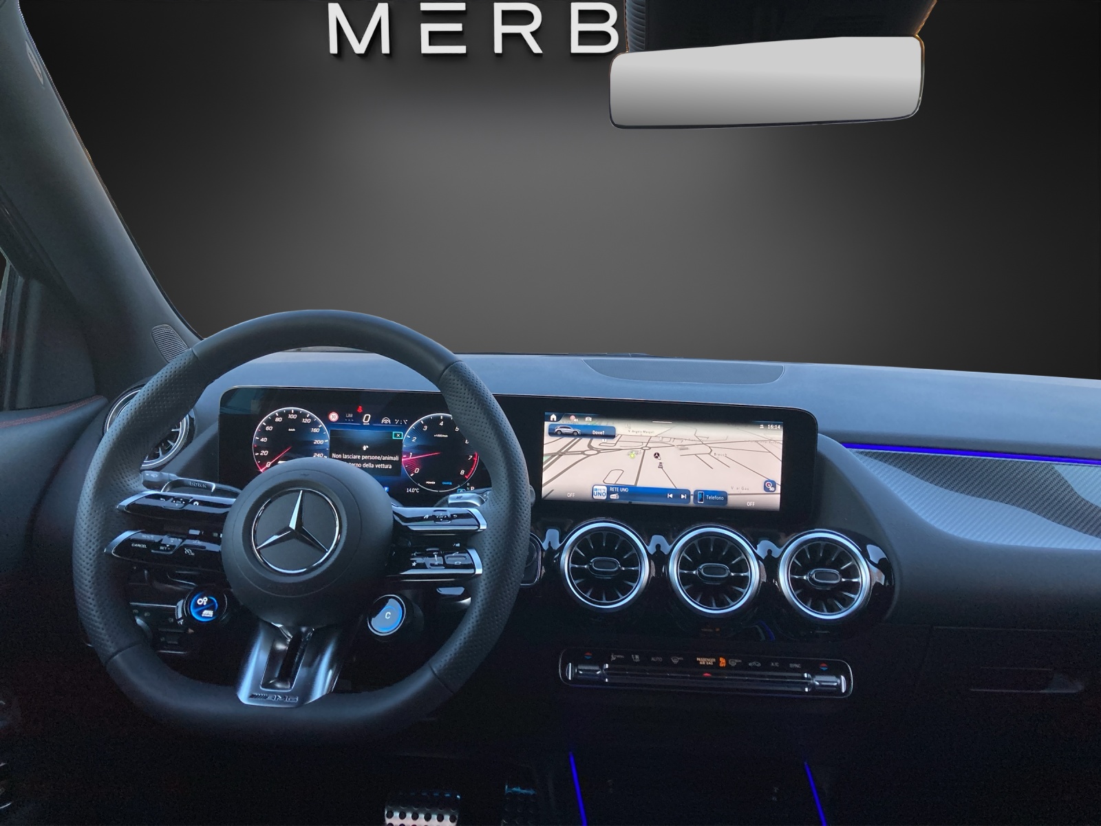 MERCEDES-BENZ GLA AMG 35 4Matic 8G-DCT-image-10