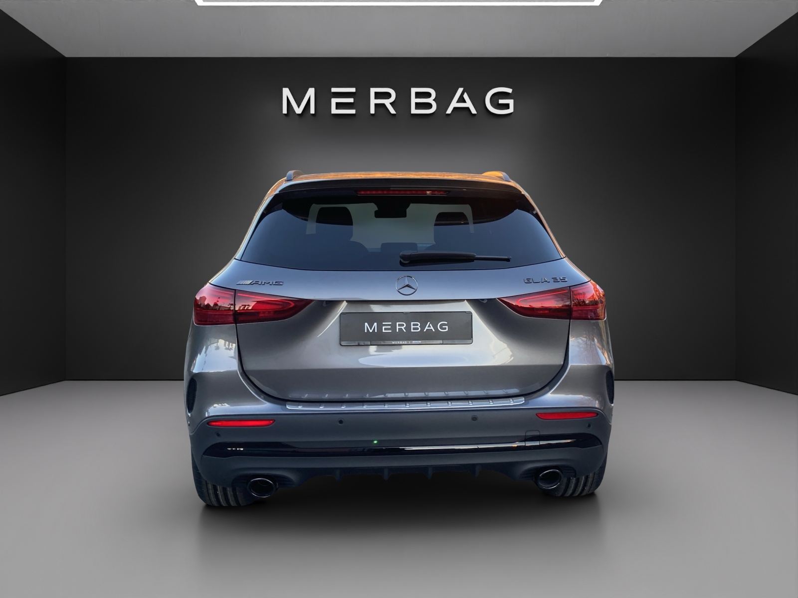 MERCEDES-BENZ GLA AMG 35 4Matic 8G-DCT-image-3