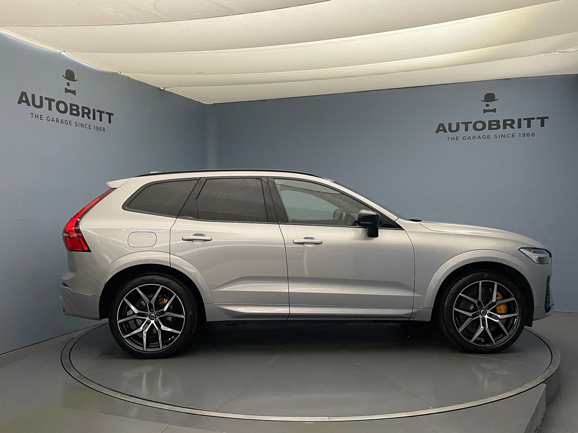 VOLVO XC60 2.0 T8 TE Polestar eAWD-image-3