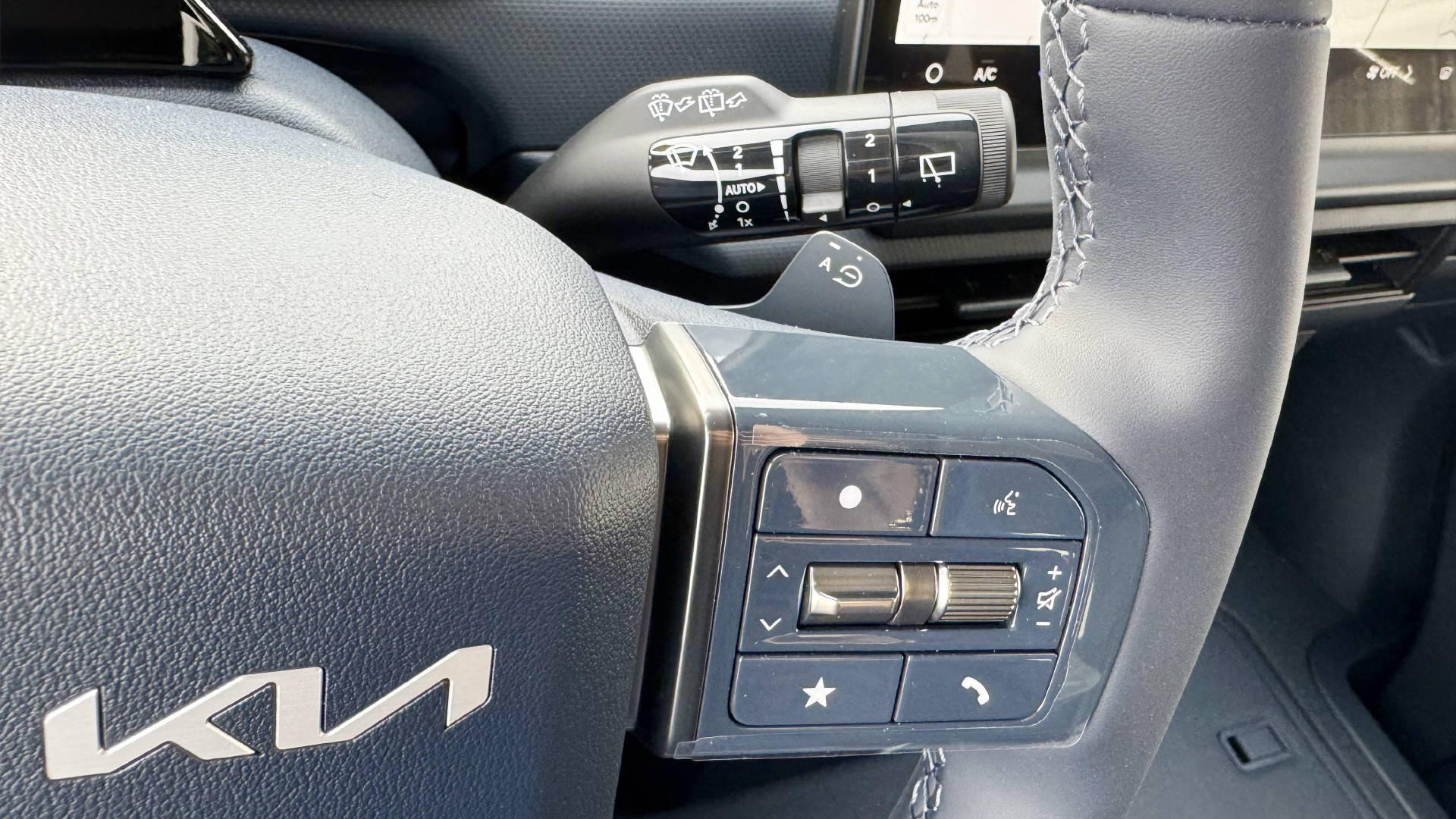 KIA PV5 Passenger 71.2 kWh Elite 5P-image-7