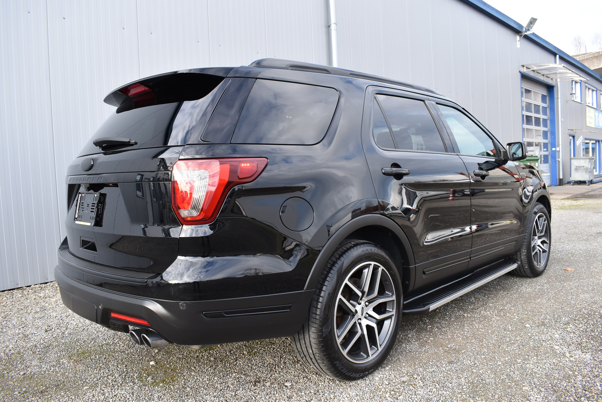FORD Explorer 3.5L V6 EcoBoost 4WD-image-3