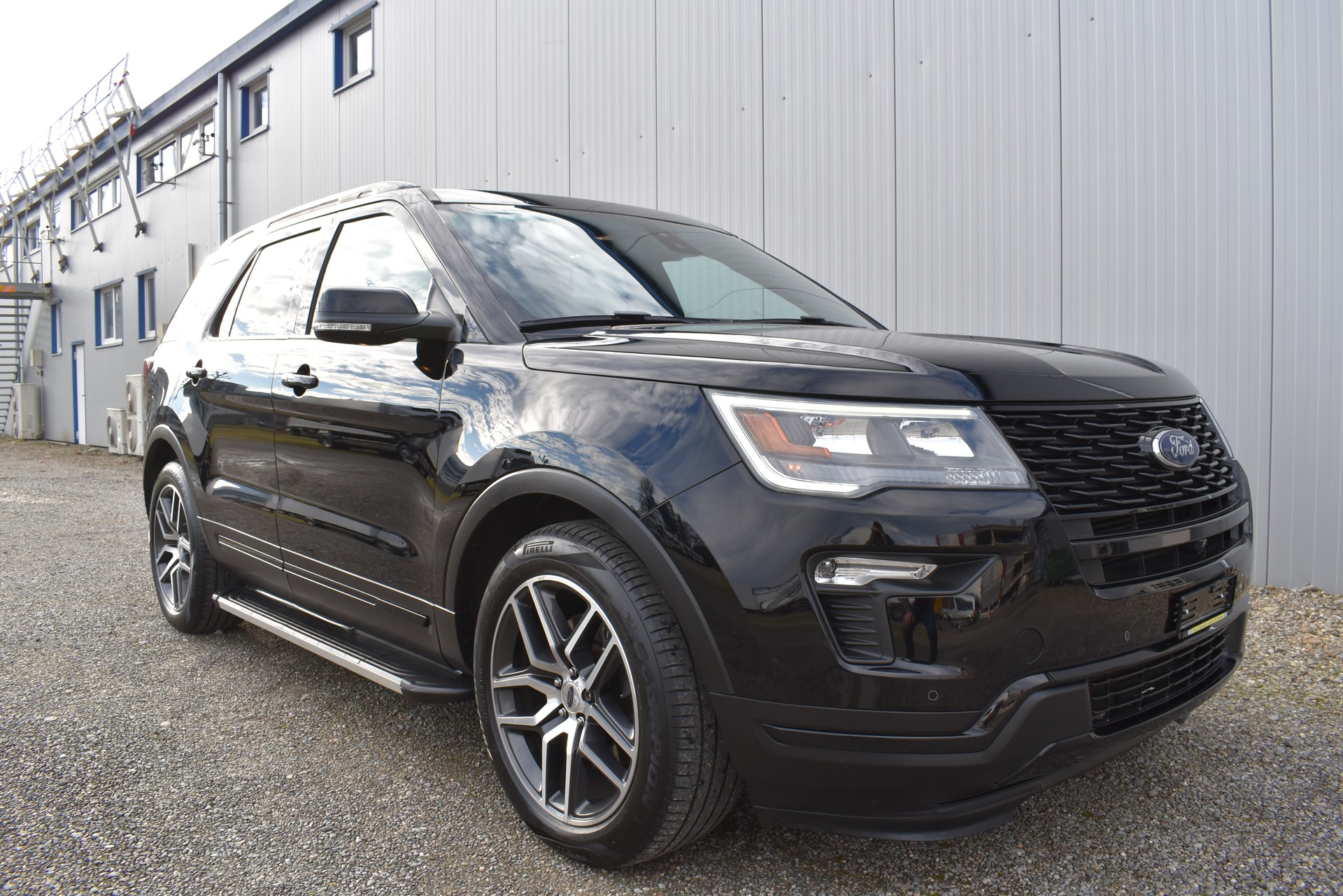 FORD Explorer 3.5L V6 EcoBoost 4WD-image-1
