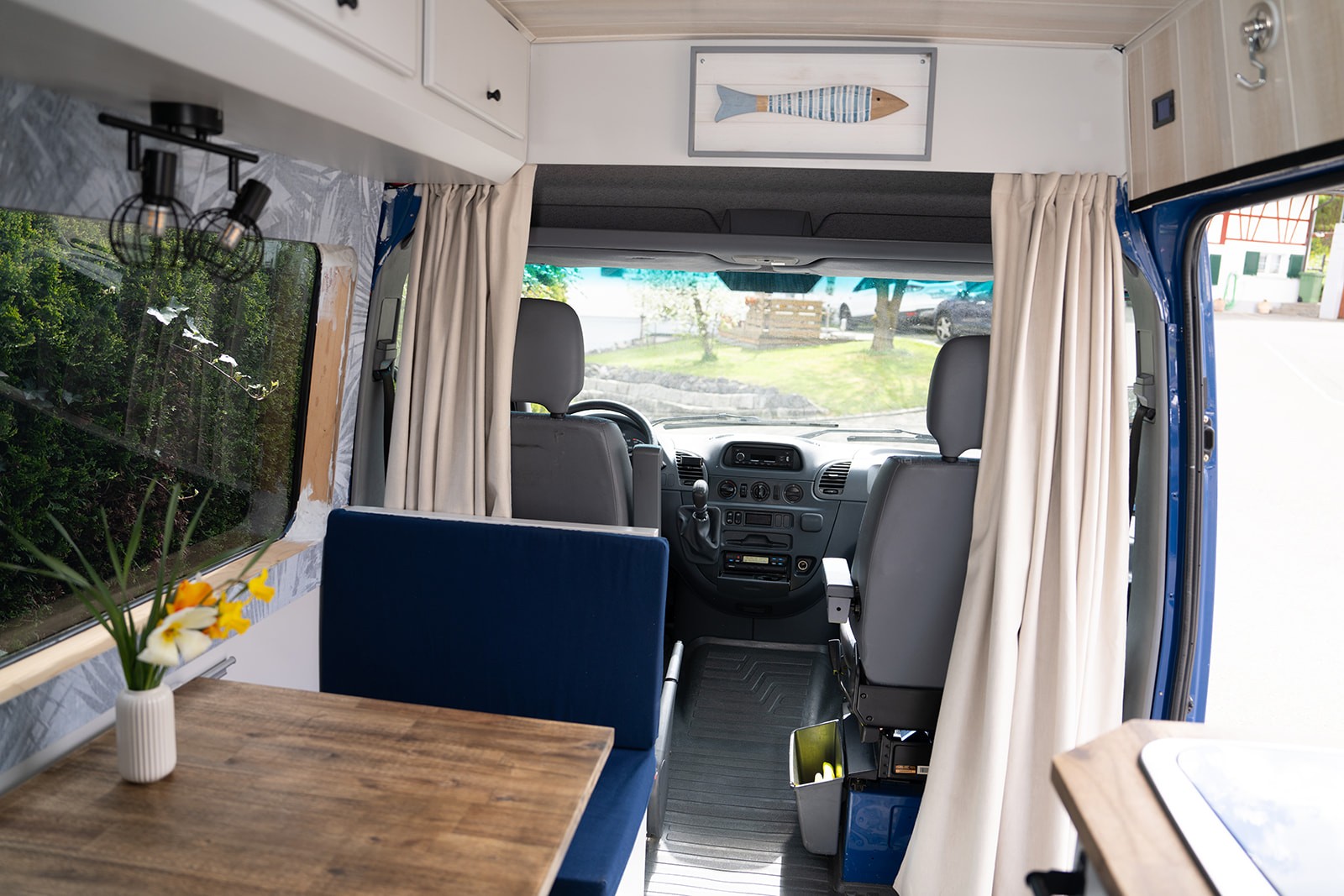 MERCEDES-BENZ 413 CDI-image-9