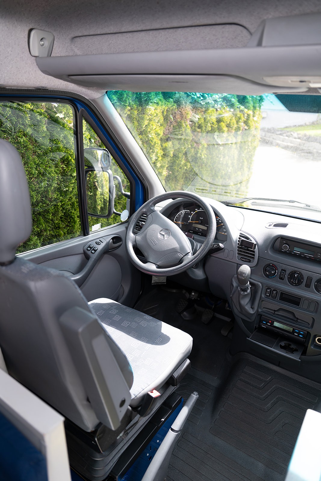 MERCEDES-BENZ 413 CDI-image-10