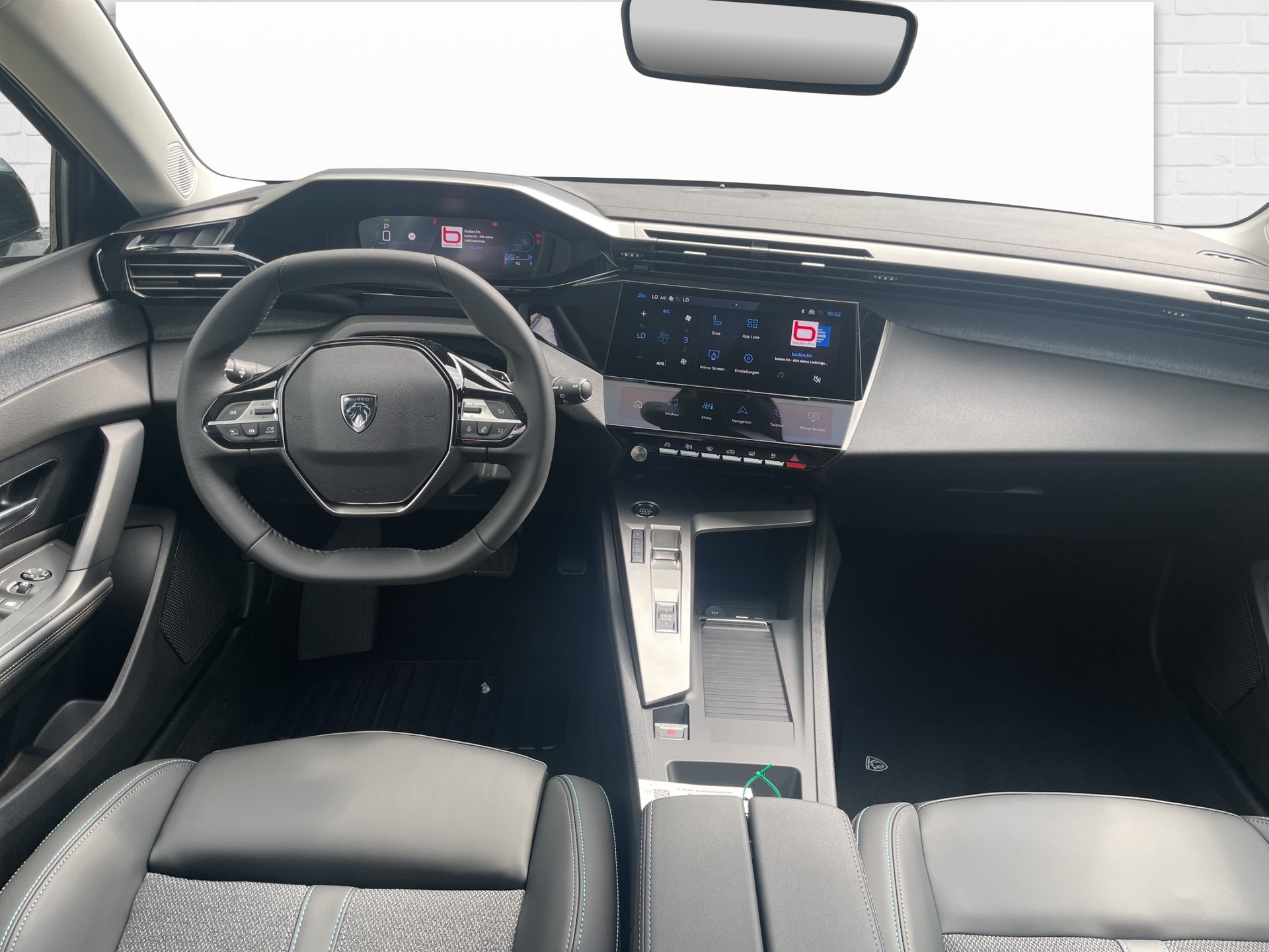PEUGEOT 308 SW 1.2 Hybrid Allure-image-7