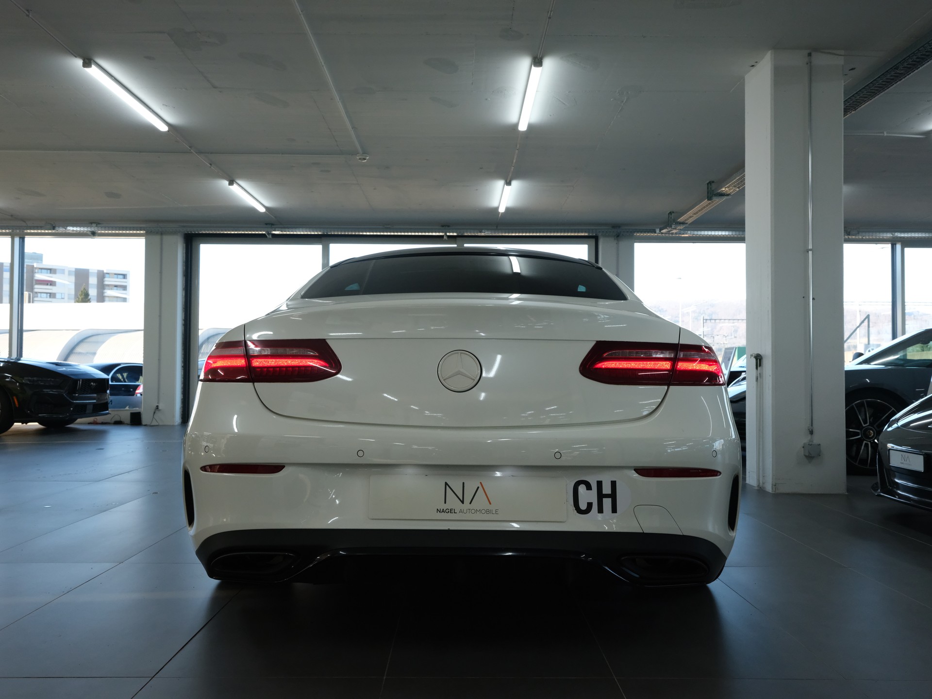 MERCEDES-BENZ E 400 Coupé AMG Line 4 Matic 9G-Tronic-image-3