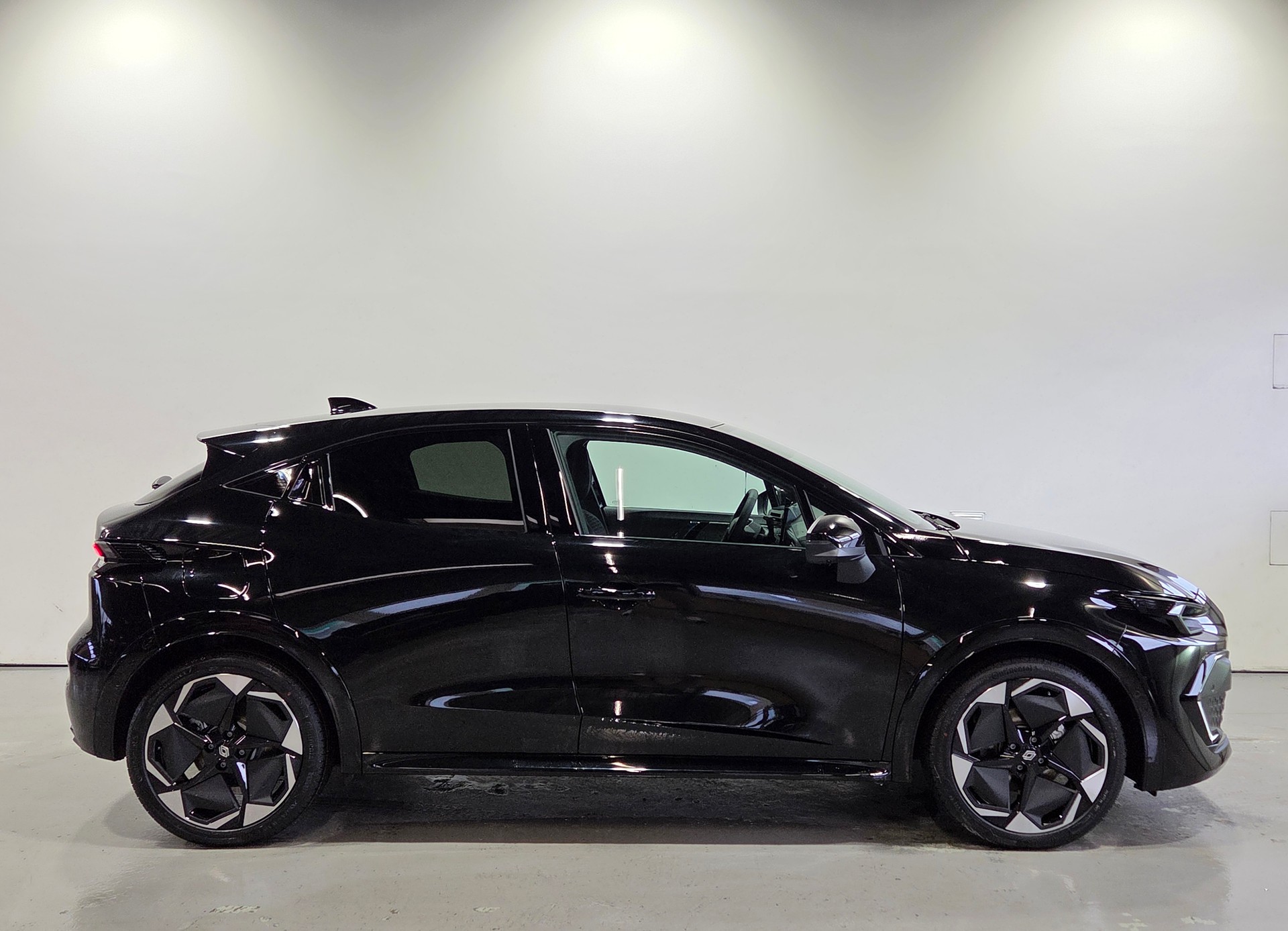 RENAULT CLIO E-TECH FULL HYBRID techno full hybrid E-Tech 160-image-4