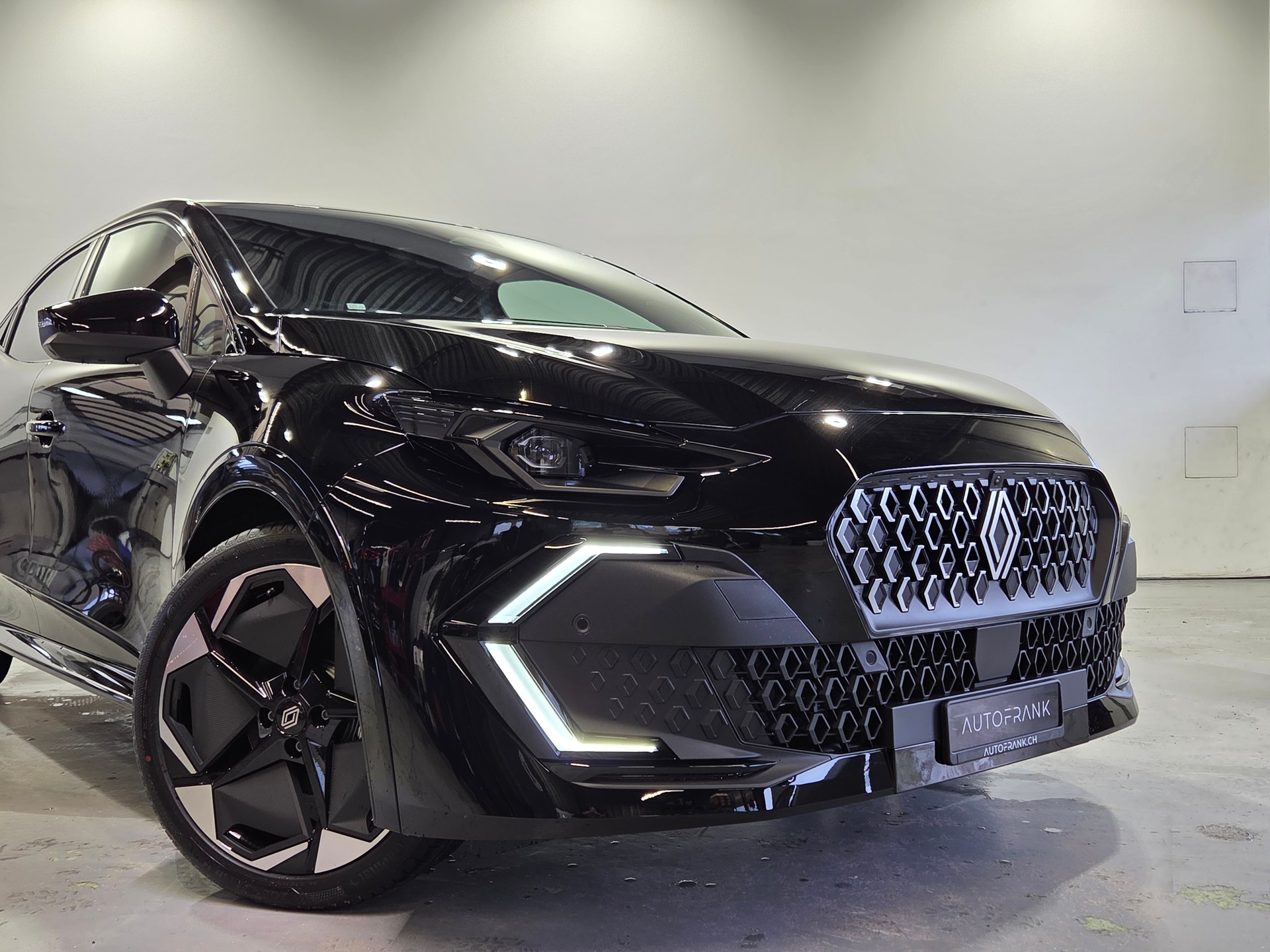 RENAULT CLIO E-TECH FULL HYBRID techno full hybrid E-Tech 160-image-1