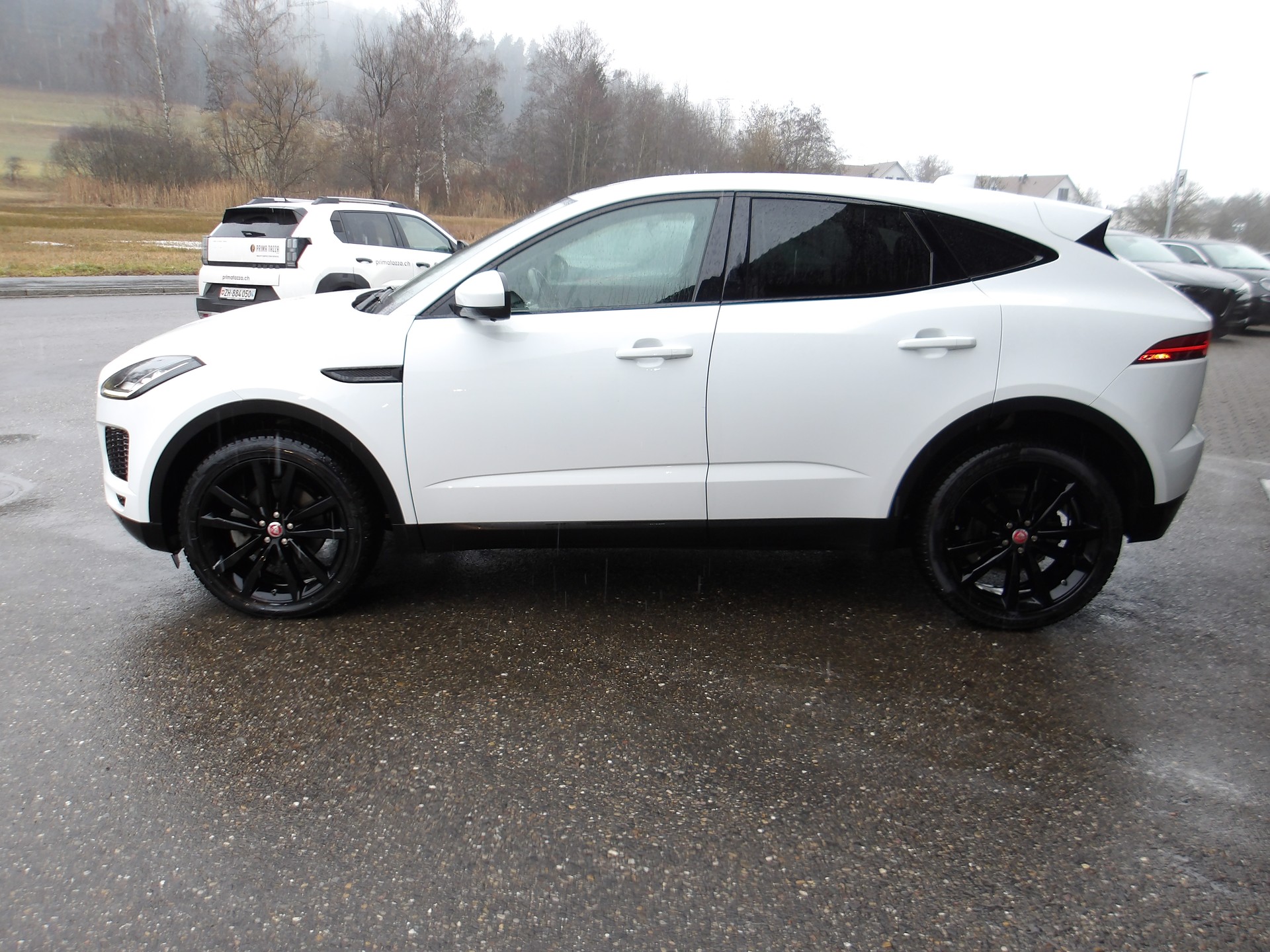 JAGUAR E-Pace 2.0d D150 S AWD Automatik-image-1