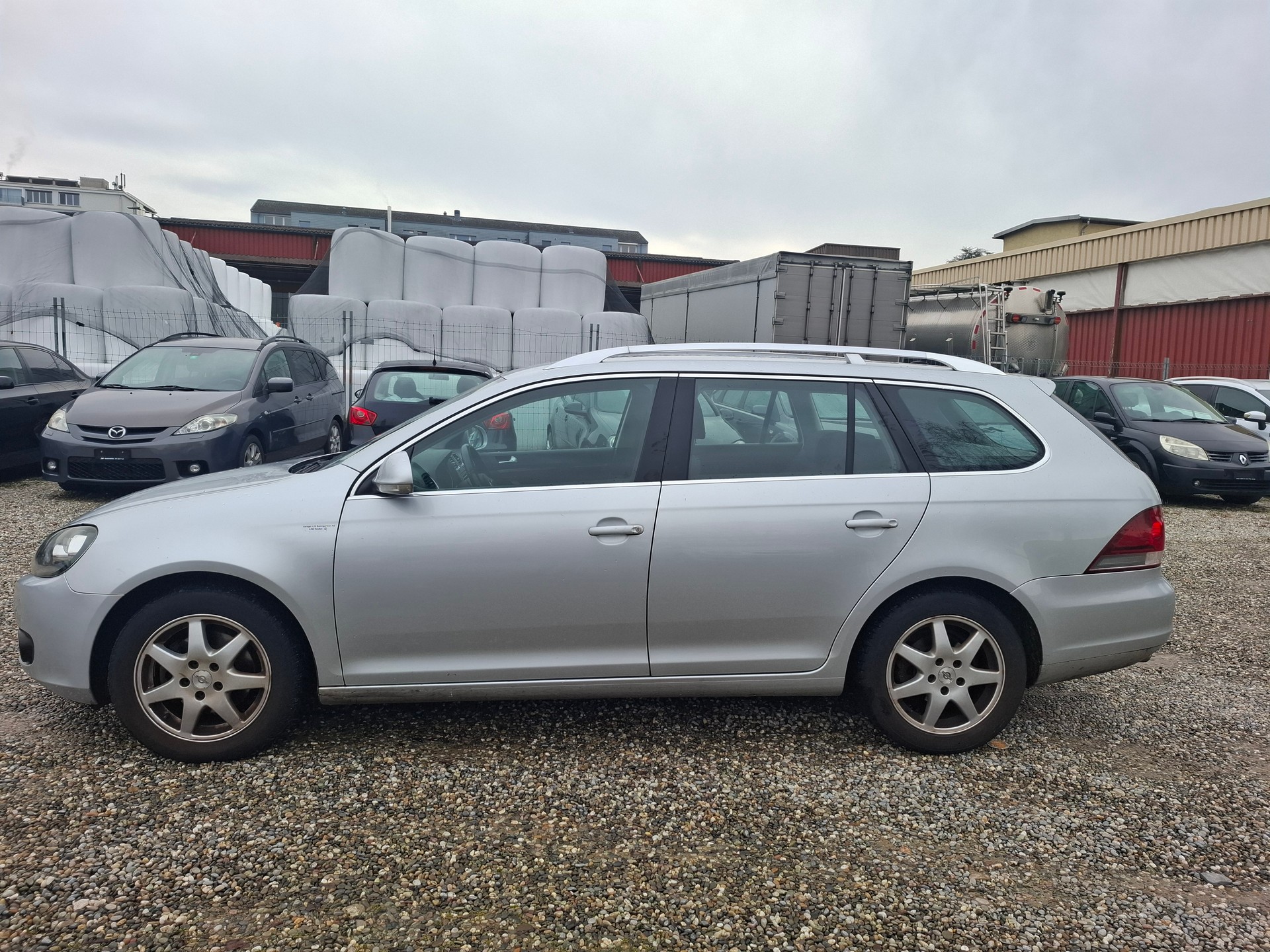 VW Golf Variant 1.4 TSI Trendline-image-3
