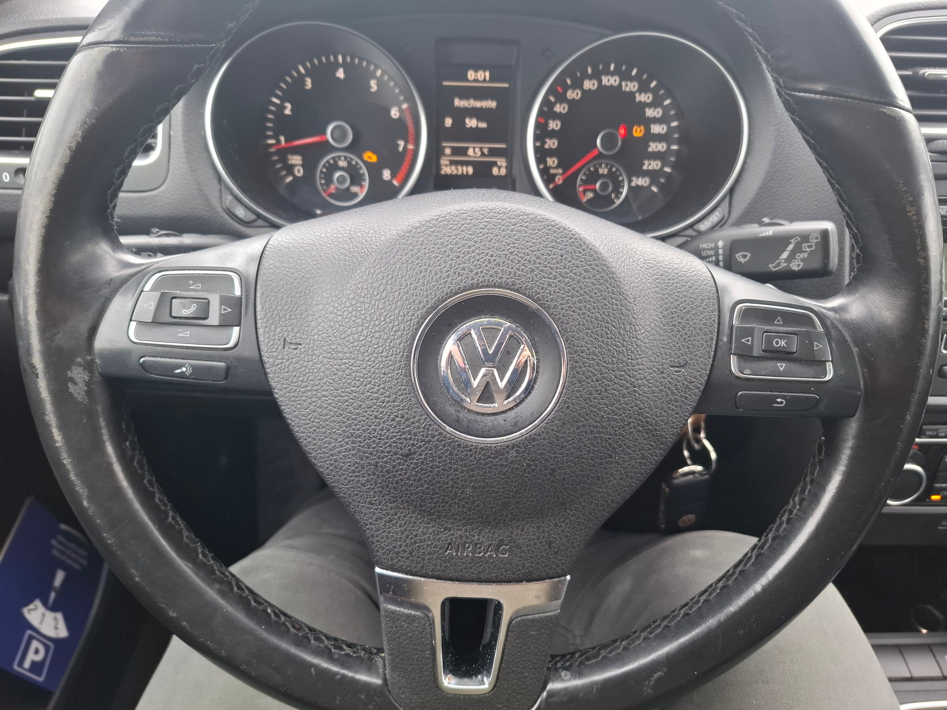 VW Golf Variant 1.4 TSI Trendline-image-12