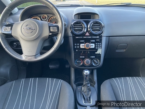 OPEL Corsa 1.4 TP Anniversary Automatic-image-5