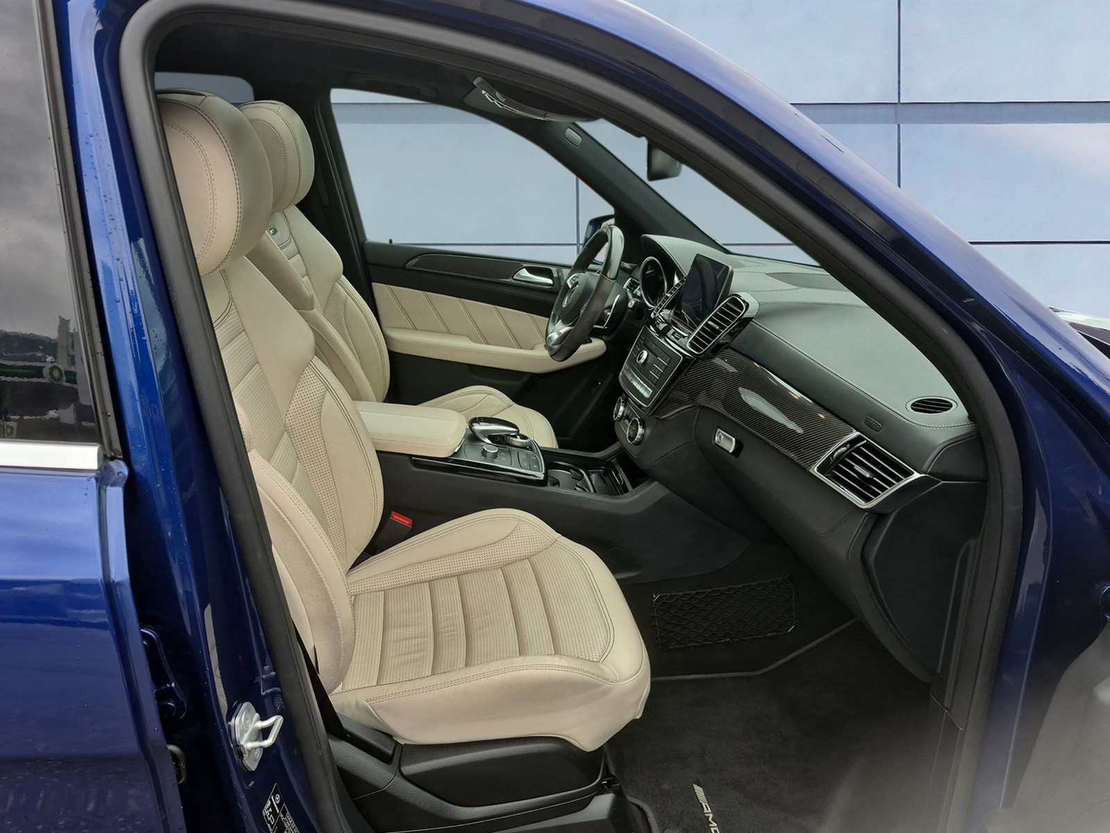 MERCEDES-BENZ GLE 63 V8 S AMG-image-12