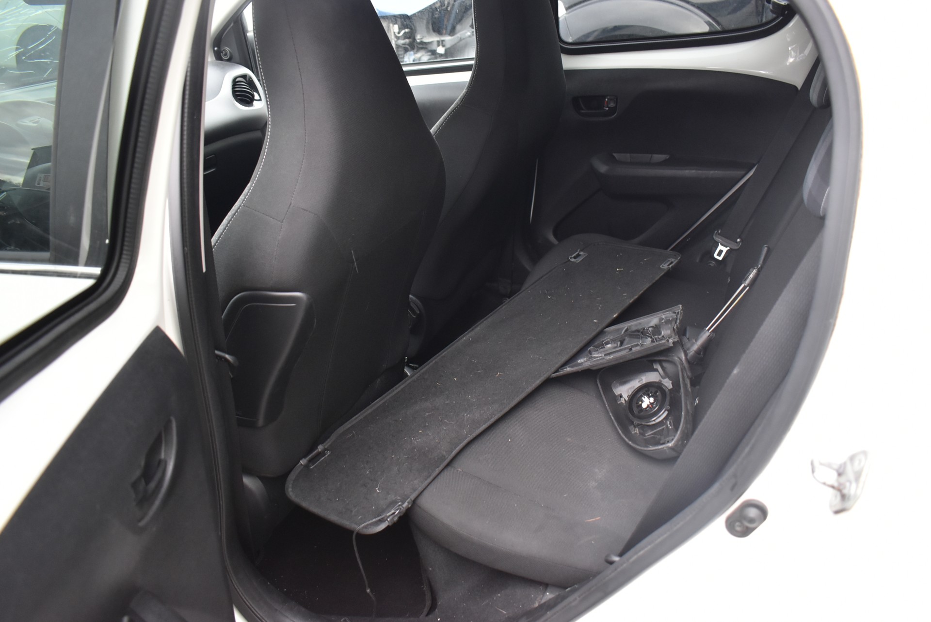 PEUGEOT 108 e-1.0 VTi Stop&Start Active Top-image-6