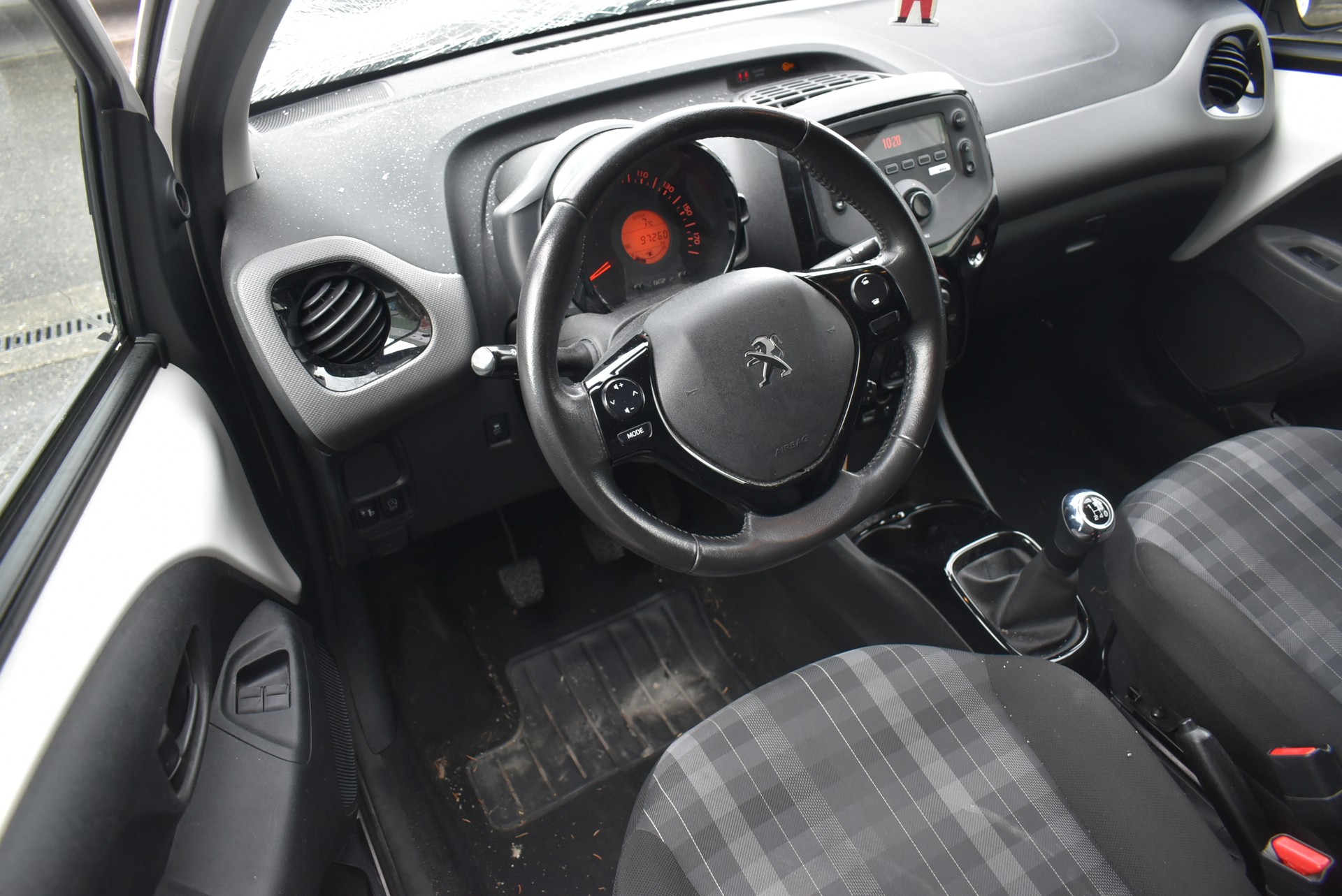 PEUGEOT 108 e-1.0 VTi Stop&Start Active Top-image-5