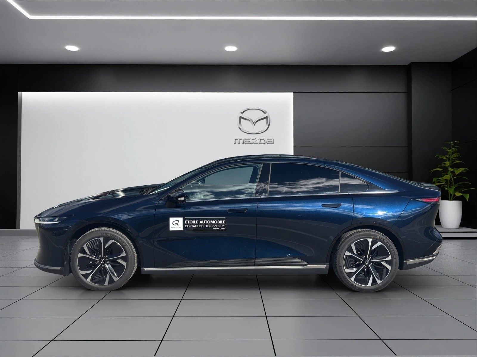 MAZDA 6e 258 69kWh Takumi-showroom-element-2