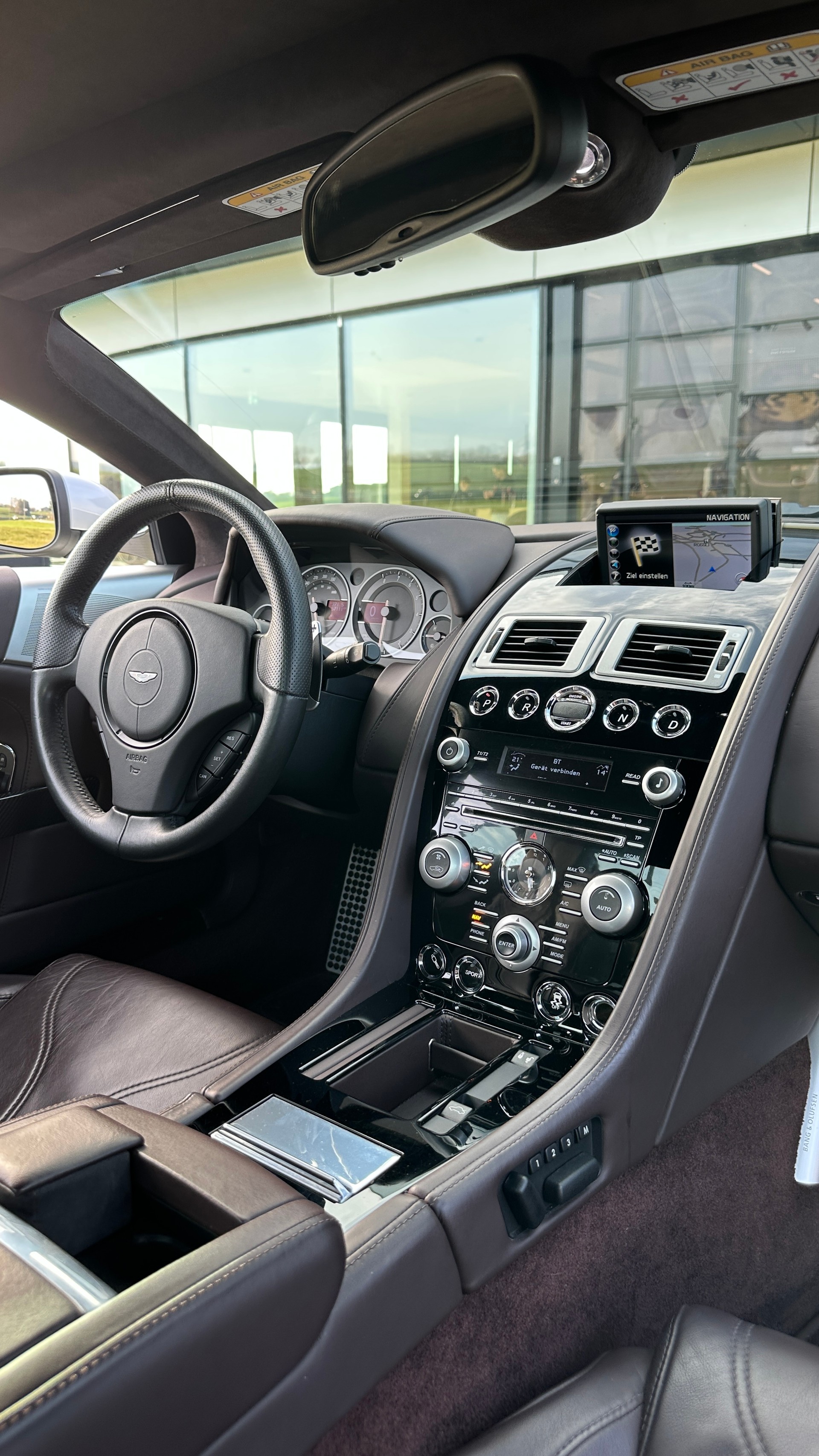 ASTON MARTIN DBS Coupé Touchtronic 2-image-13