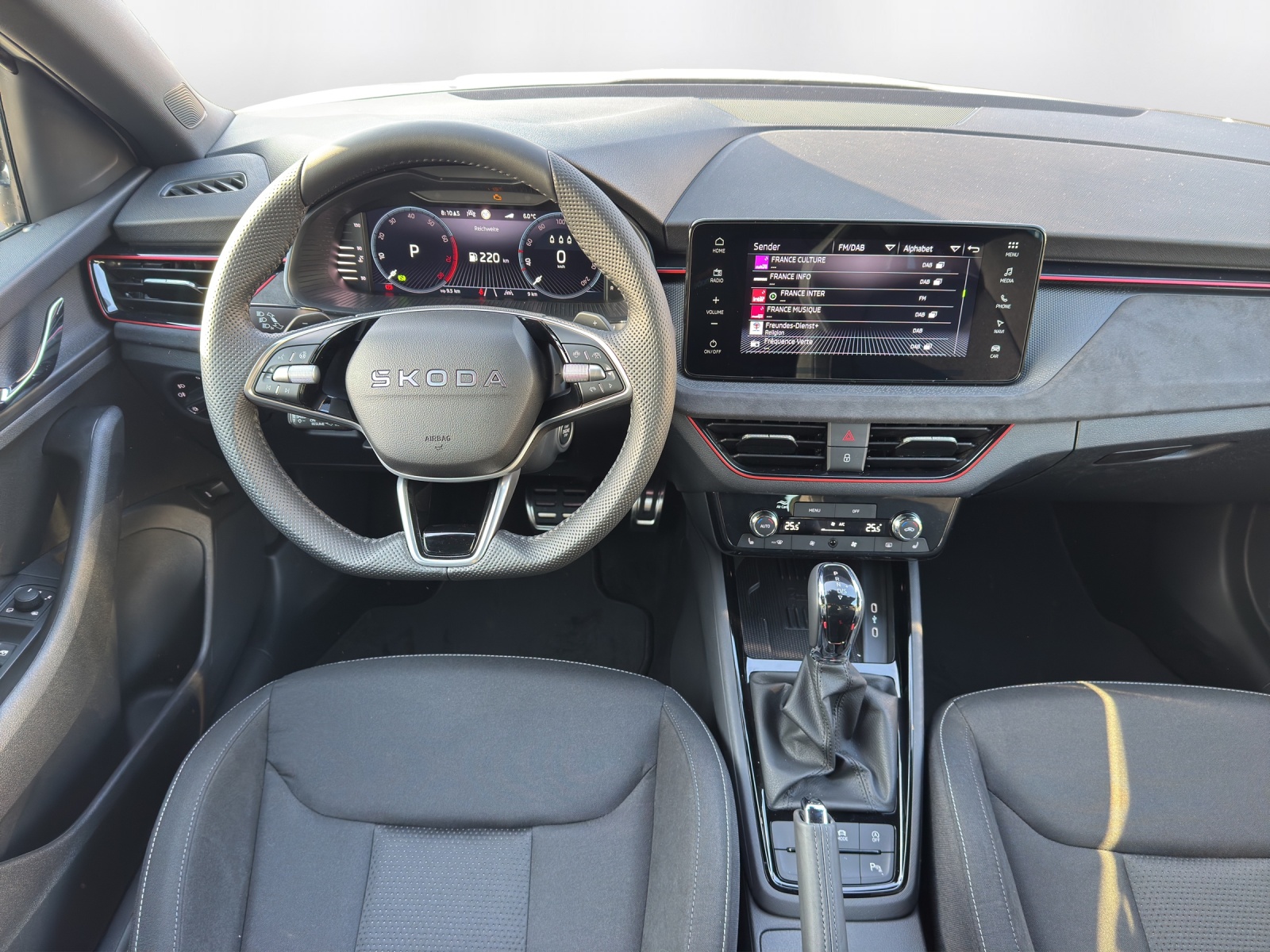 SKODA Scala 1.0 TSI Dynamic DSG-image-6