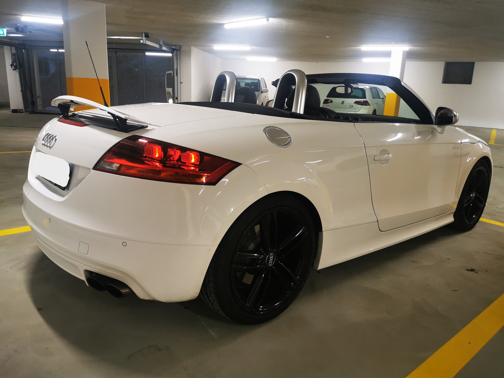 AUDI TTS Roadster 2.0 TFSI quattro S-tronic-image-10