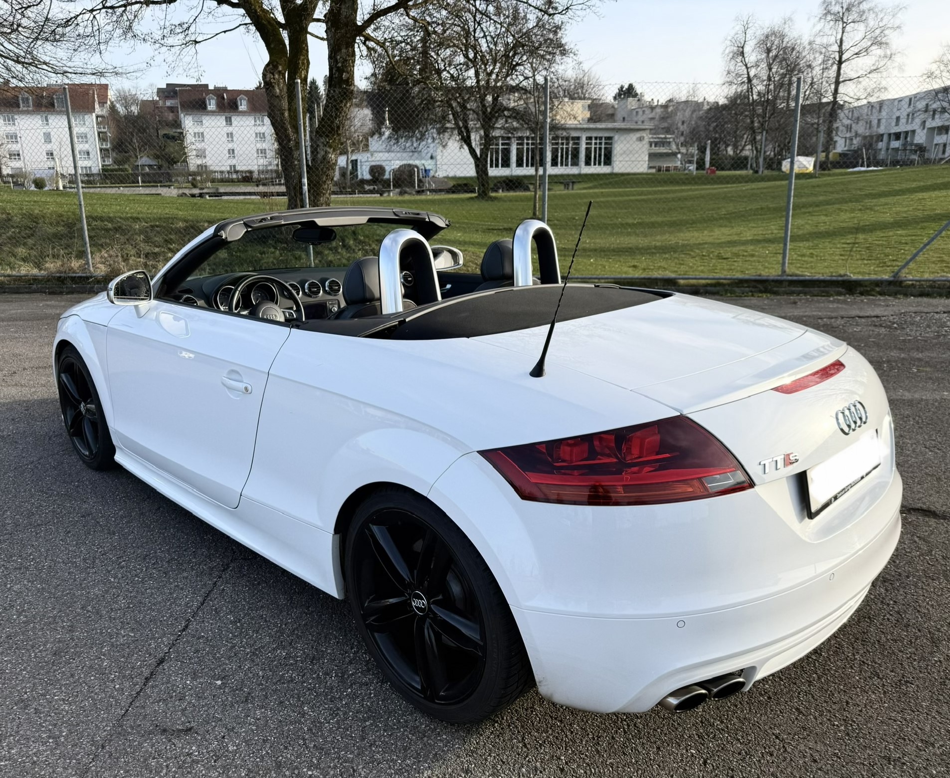 AUDI TTS Roadster 2.0 TFSI quattro S-tronic-image-1