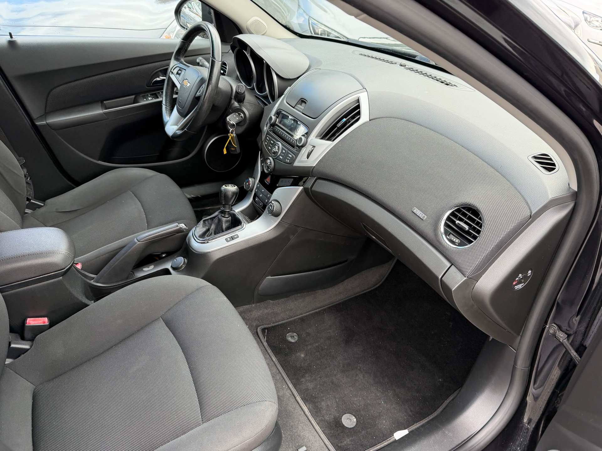 CHEVROLET Cruze Station Wagon 2.0 VCDi LTZ-image-9