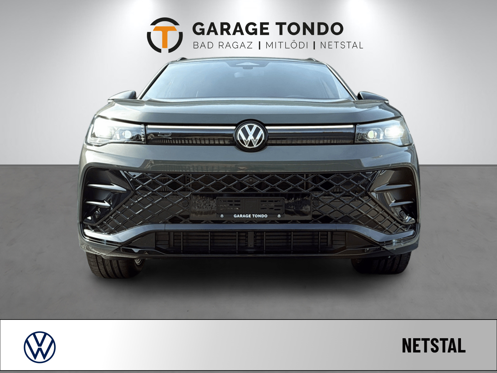 VW Tiguan 2.0 TSI R-Line DSG 4motion-showroom-element-1
