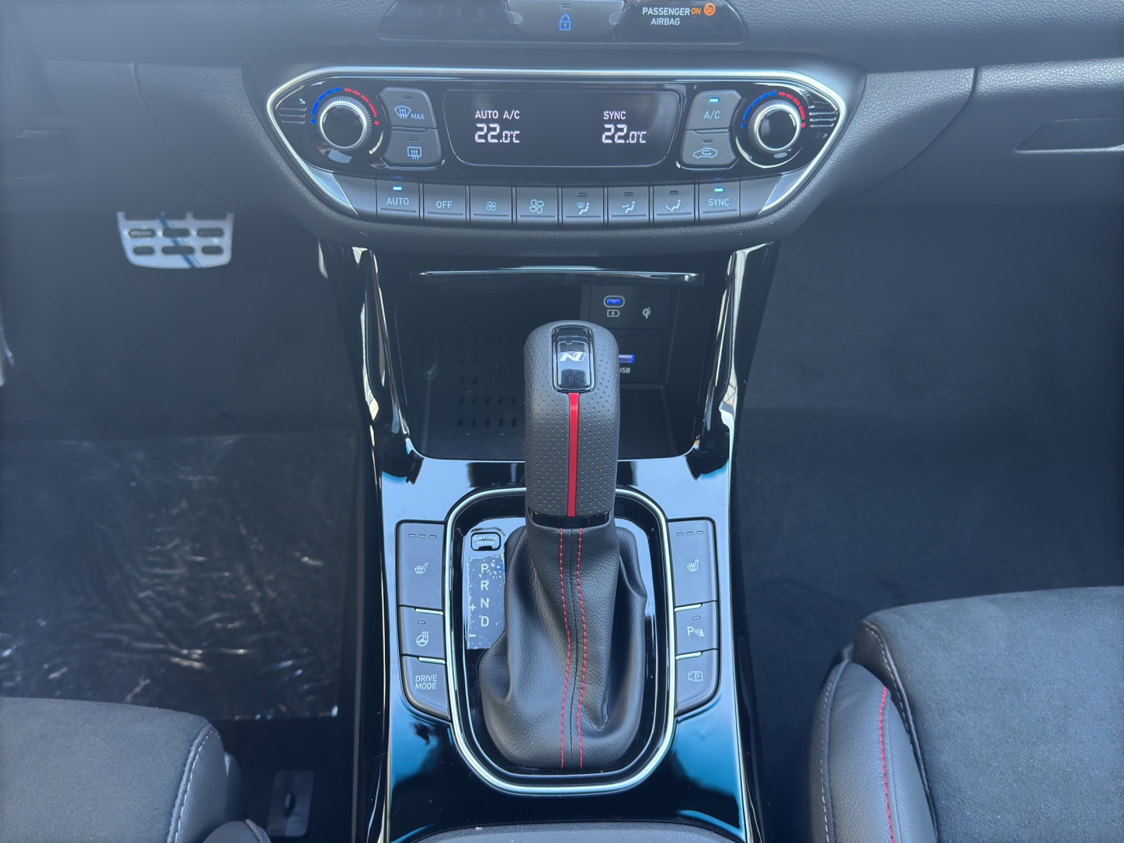 HYUNDAI i30 1.6 T-GDi N-Line-image-9