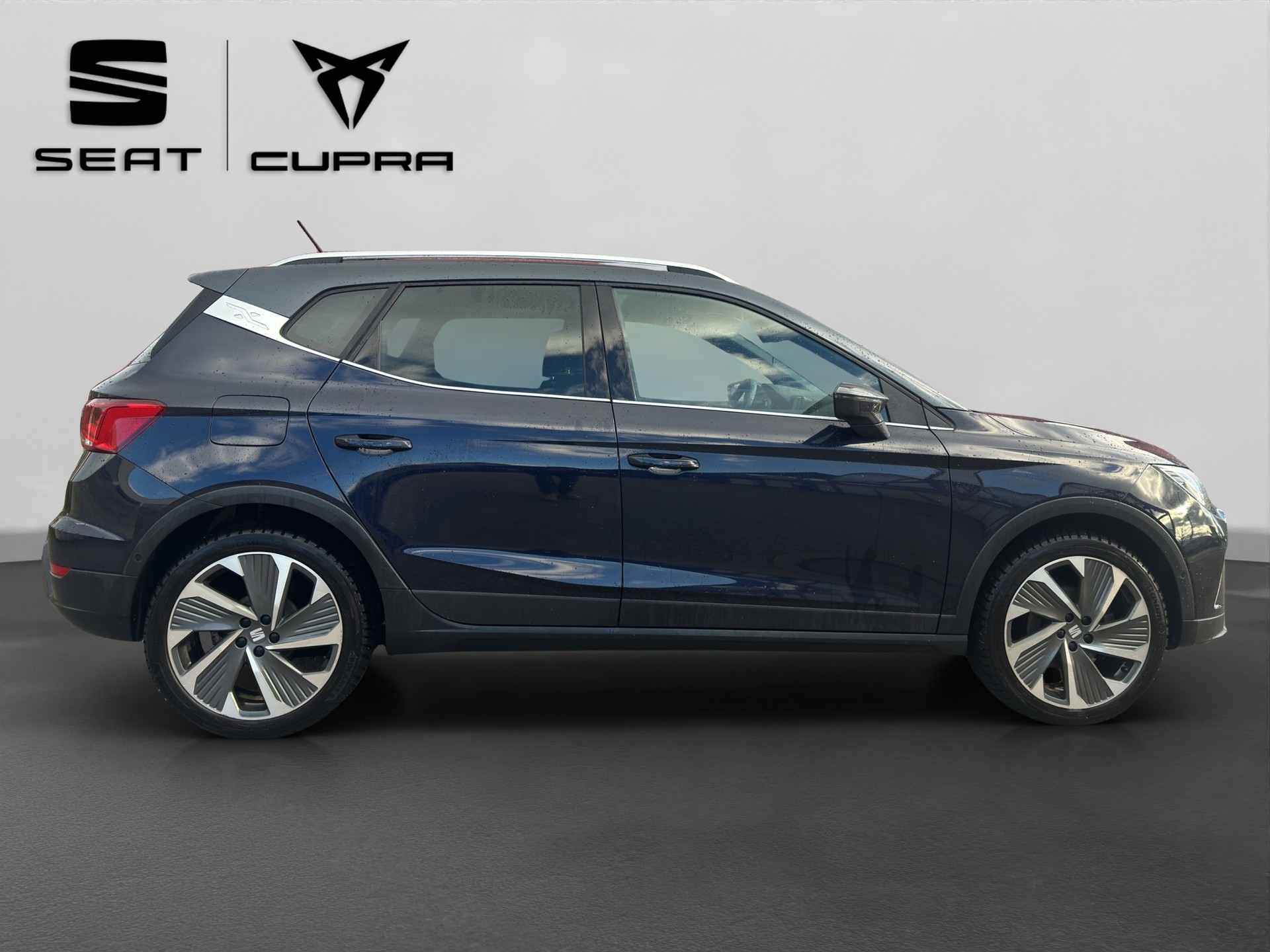 SEAT Arona 1.5 Eco TSI Hola FR DSG-image-6