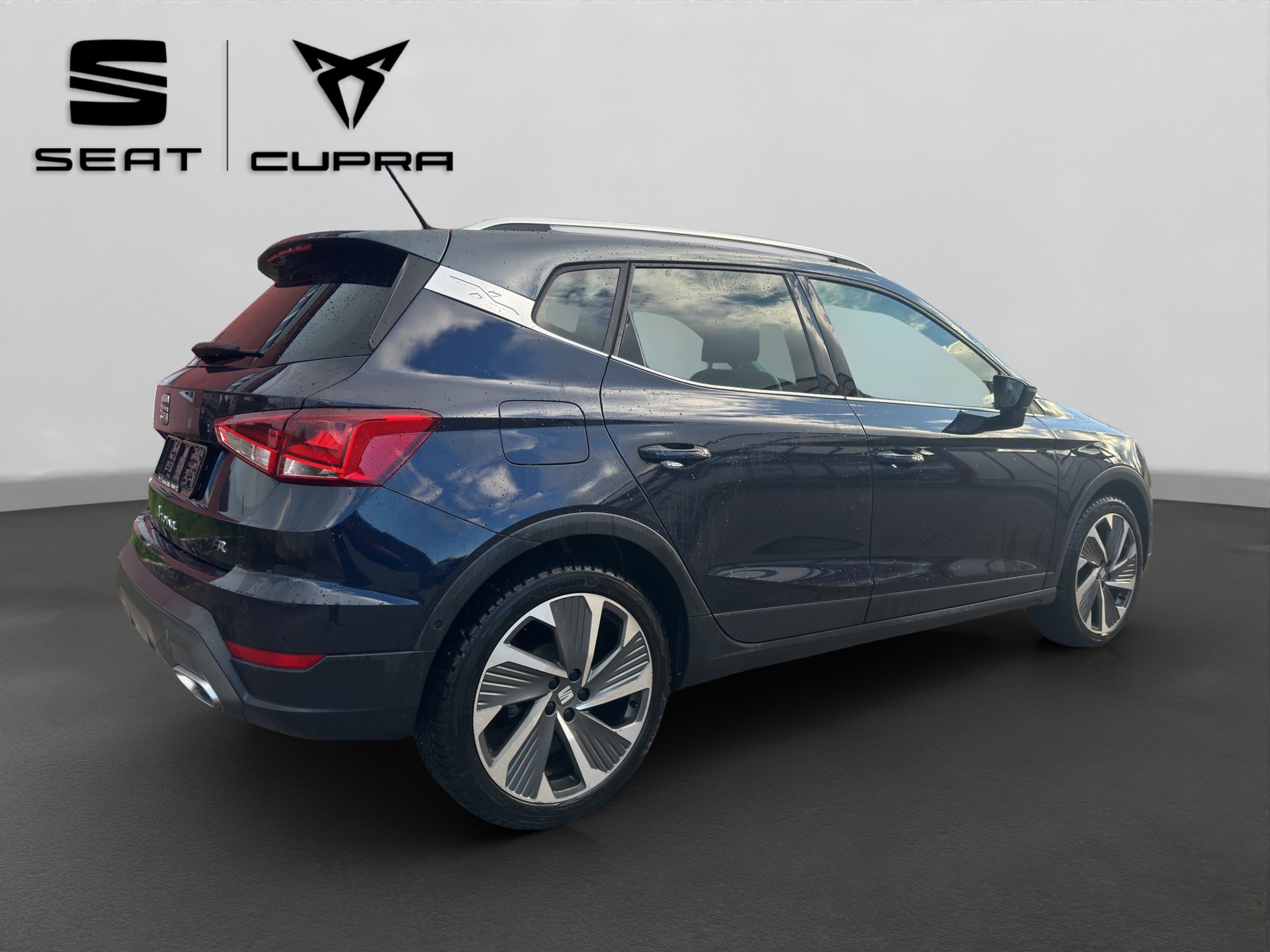 SEAT Arona 1.5 Eco TSI Hola FR DSG-image-5