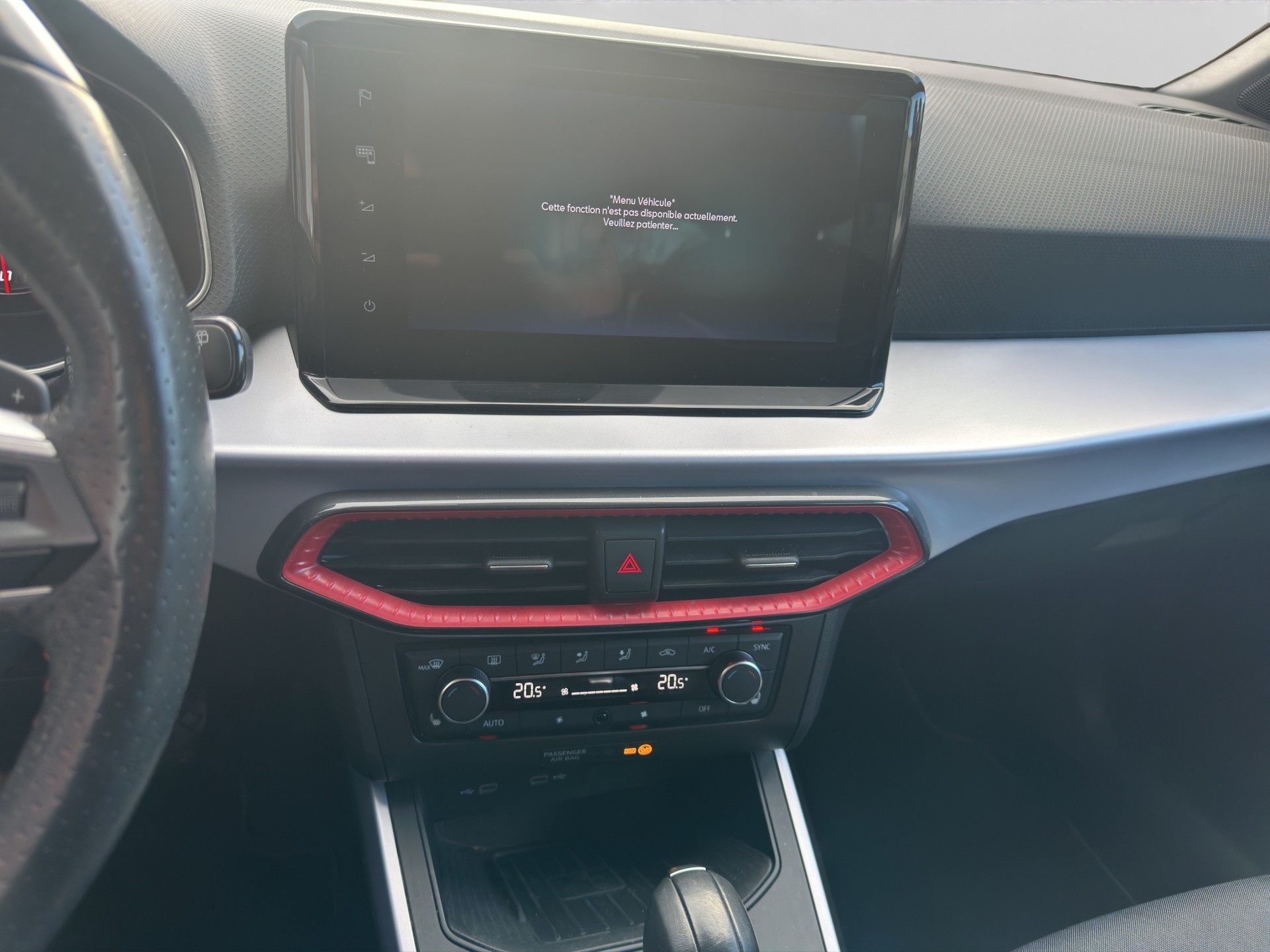 SEAT Arona 1.5 Eco TSI Hola FR DSG-image-12