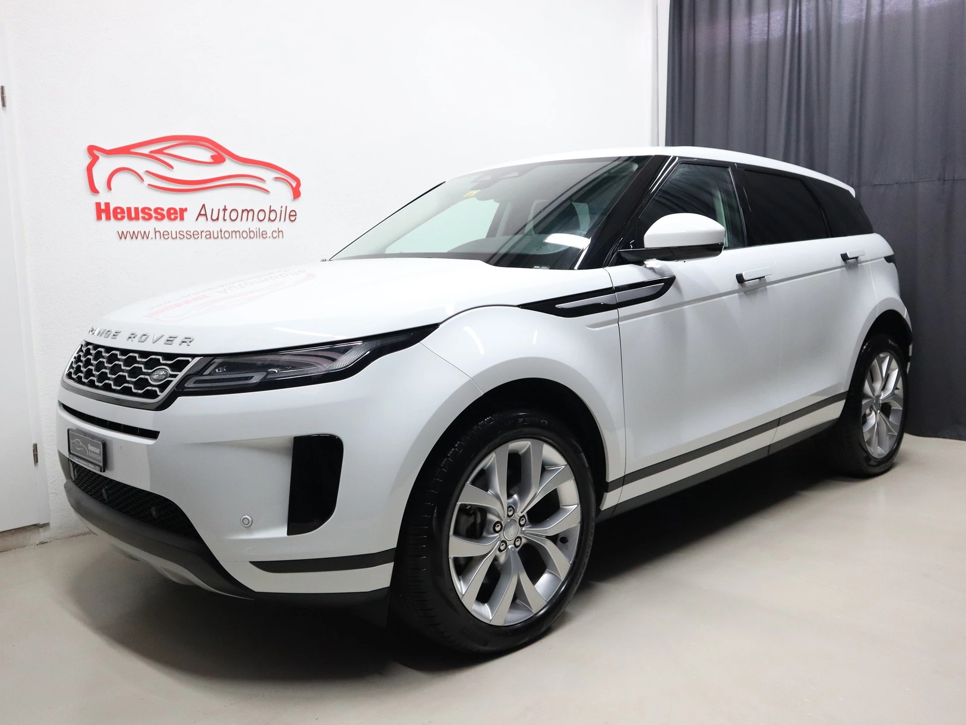 LAND ROVER Range Rover Evoque D 200 MHEV SE AT9 - Digital Cockpit - Leder - el.Heckklappe - Kamera - 204 PS-showroom-element-1