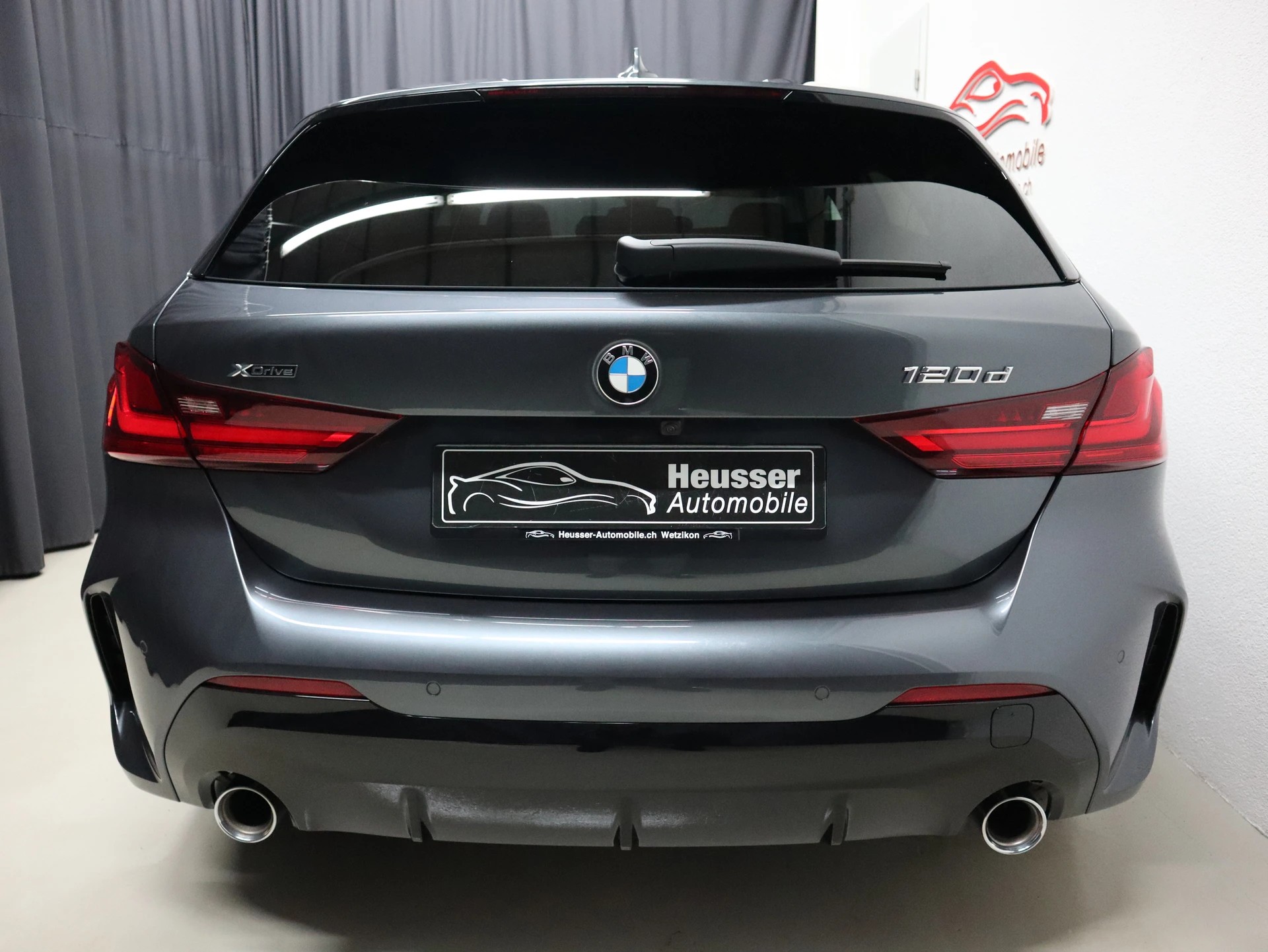 BMW 120d xDrive Steptronic M-Sport - Navi - LED - Teil-Leder - Kamera - 190 PS-image-4