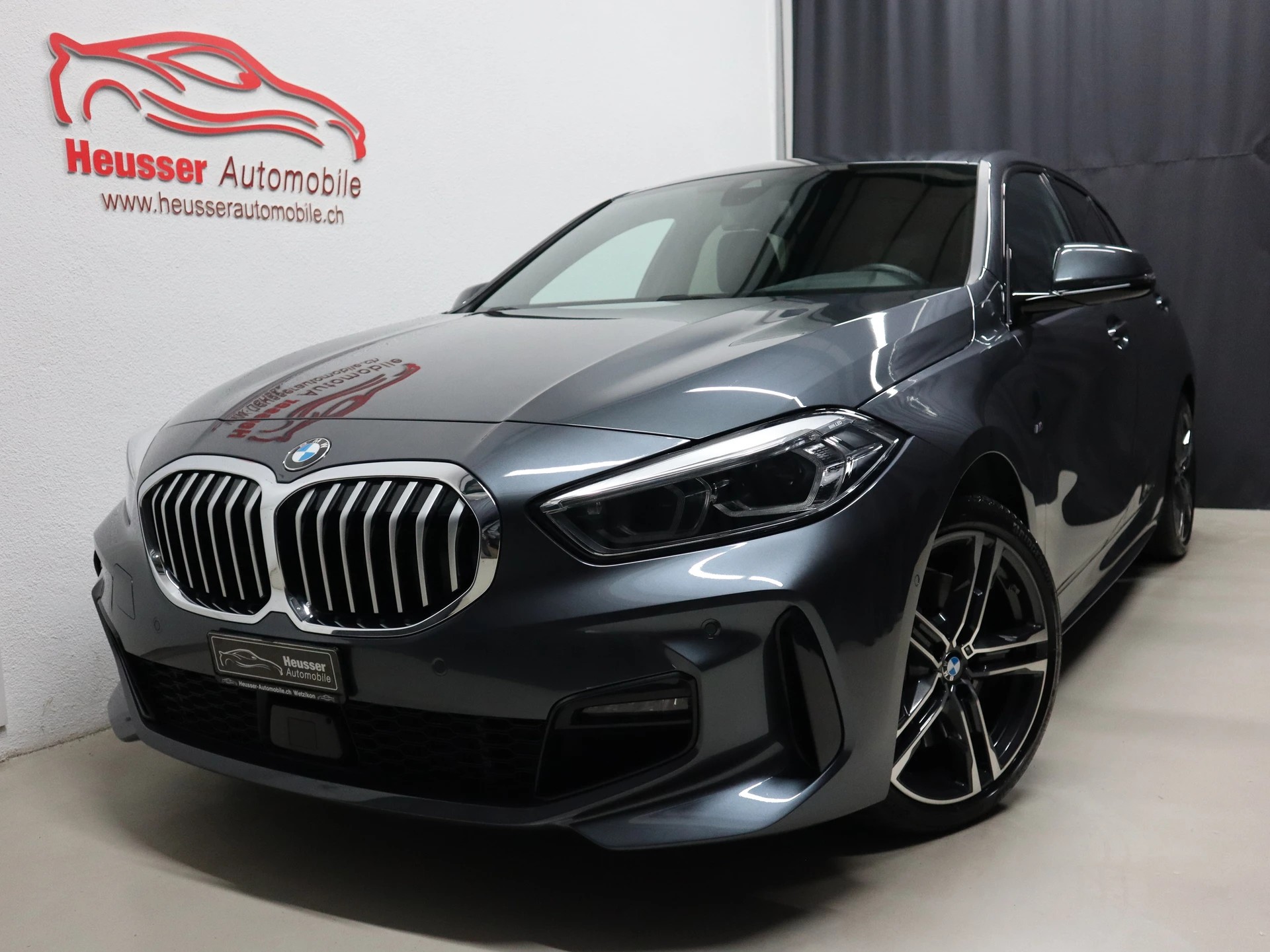 BMW 120d xDrive Steptronic M-Sport - Navi - LED - Teil-Leder - Kamera - 190 PS