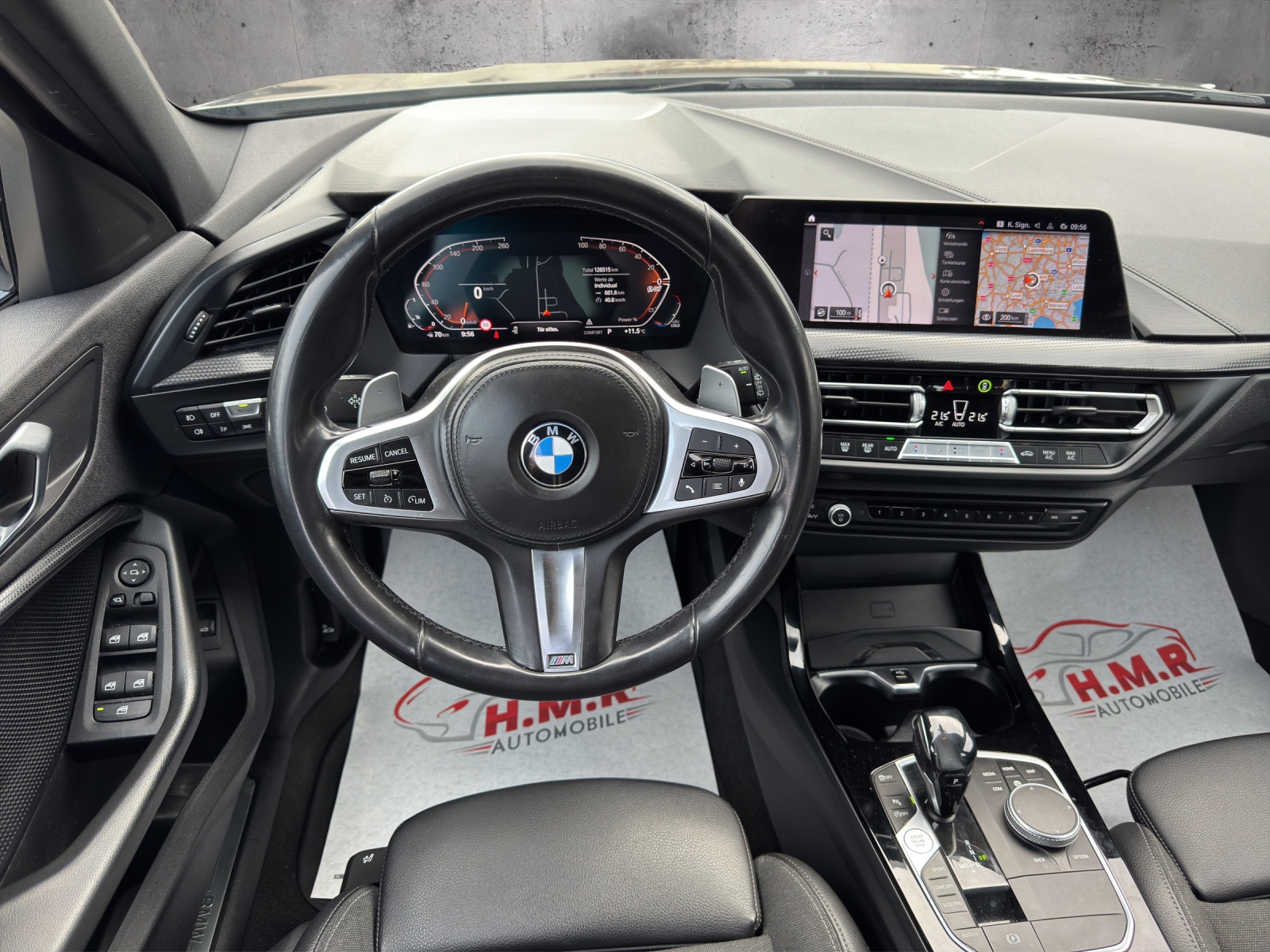 BMW 120i Sport Line Steptronic-image-11