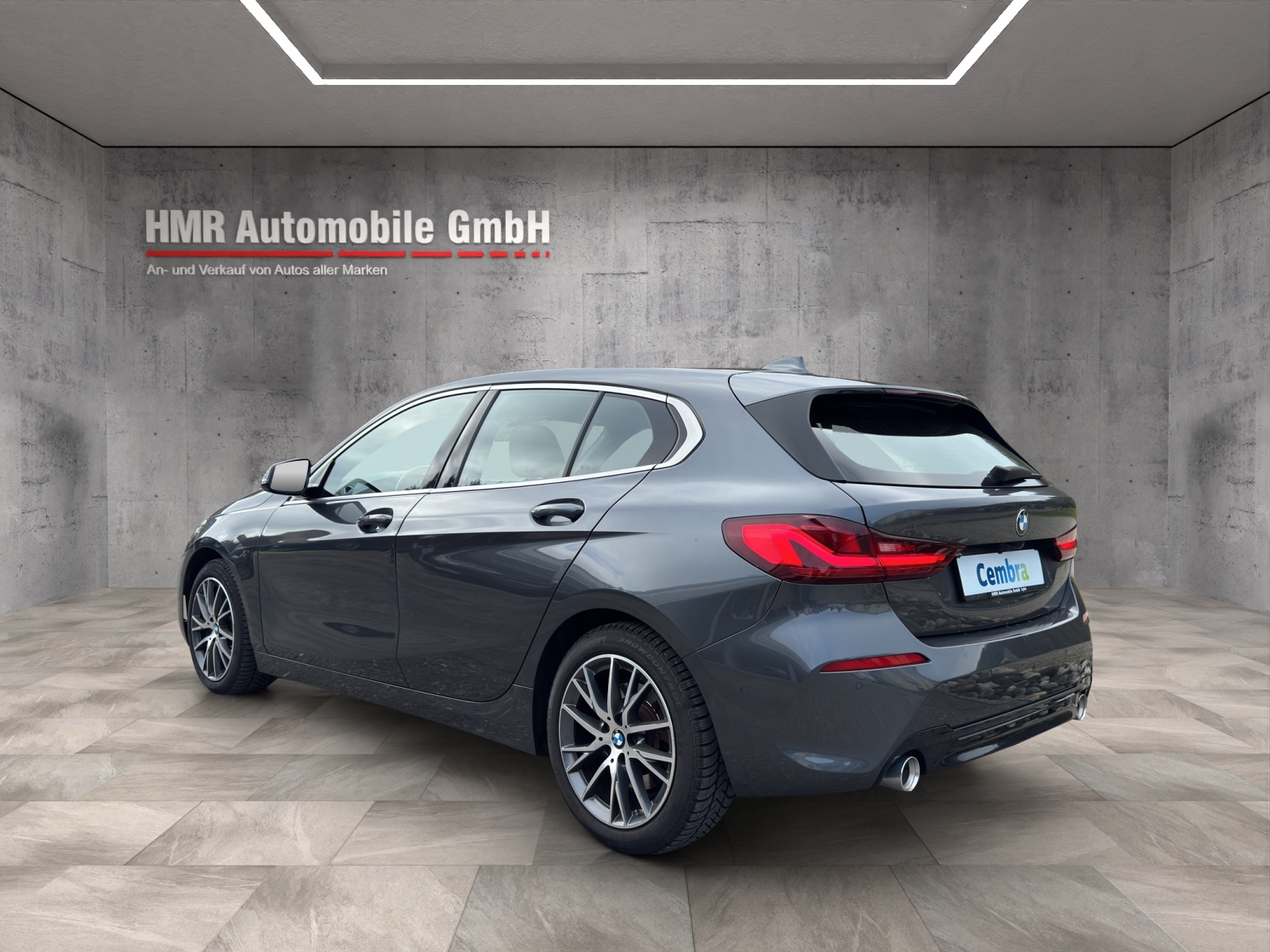 BMW 120i Sport Line Steptronic-image-1
